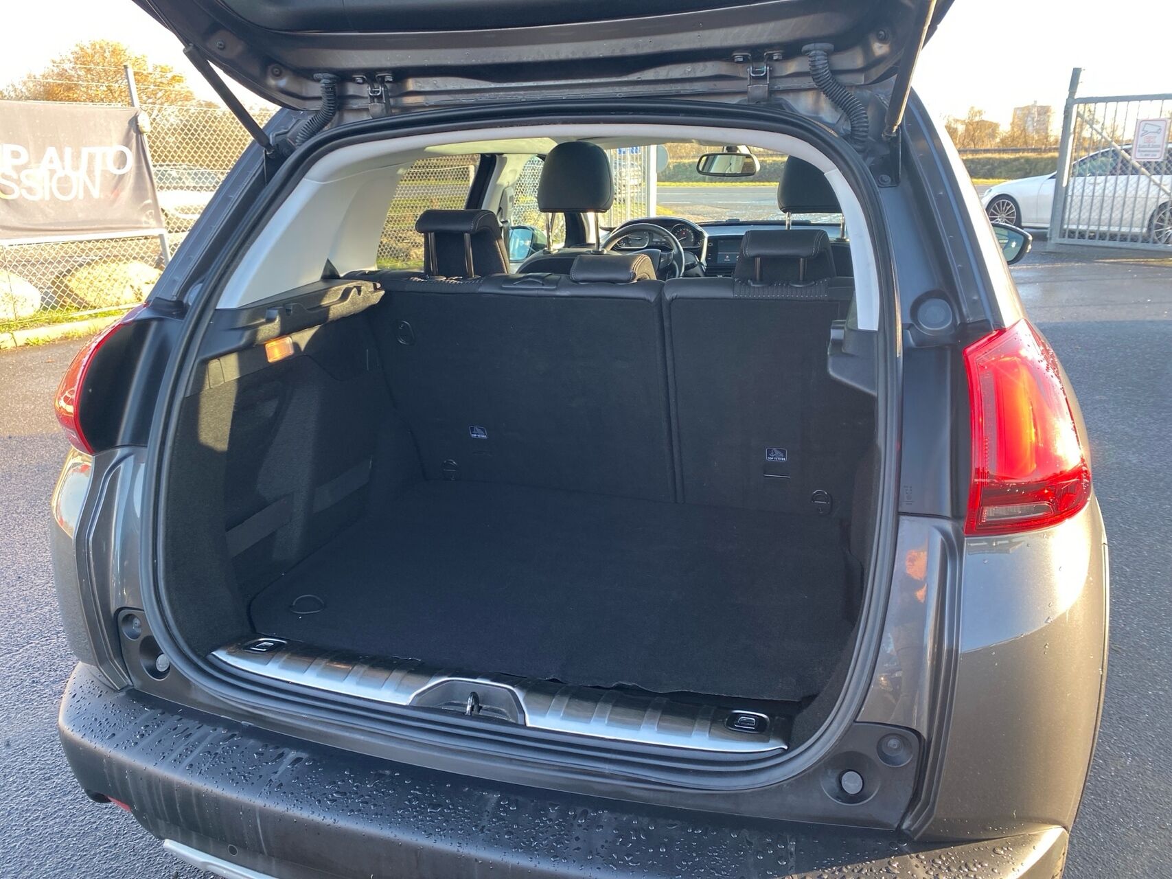 Billede af Peugeot 2008 1,2 e-THP Edition Plus 110HK 5d