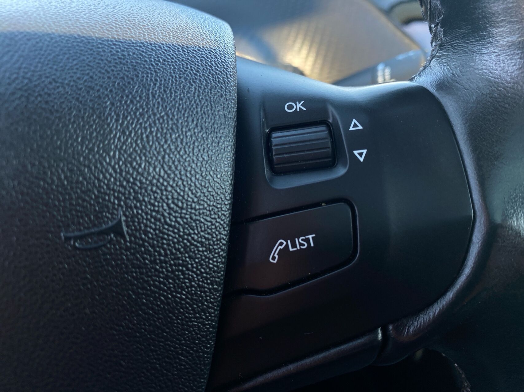 Billede af Peugeot 2008 1,2 e-THP Edition Plus 110HK 5d