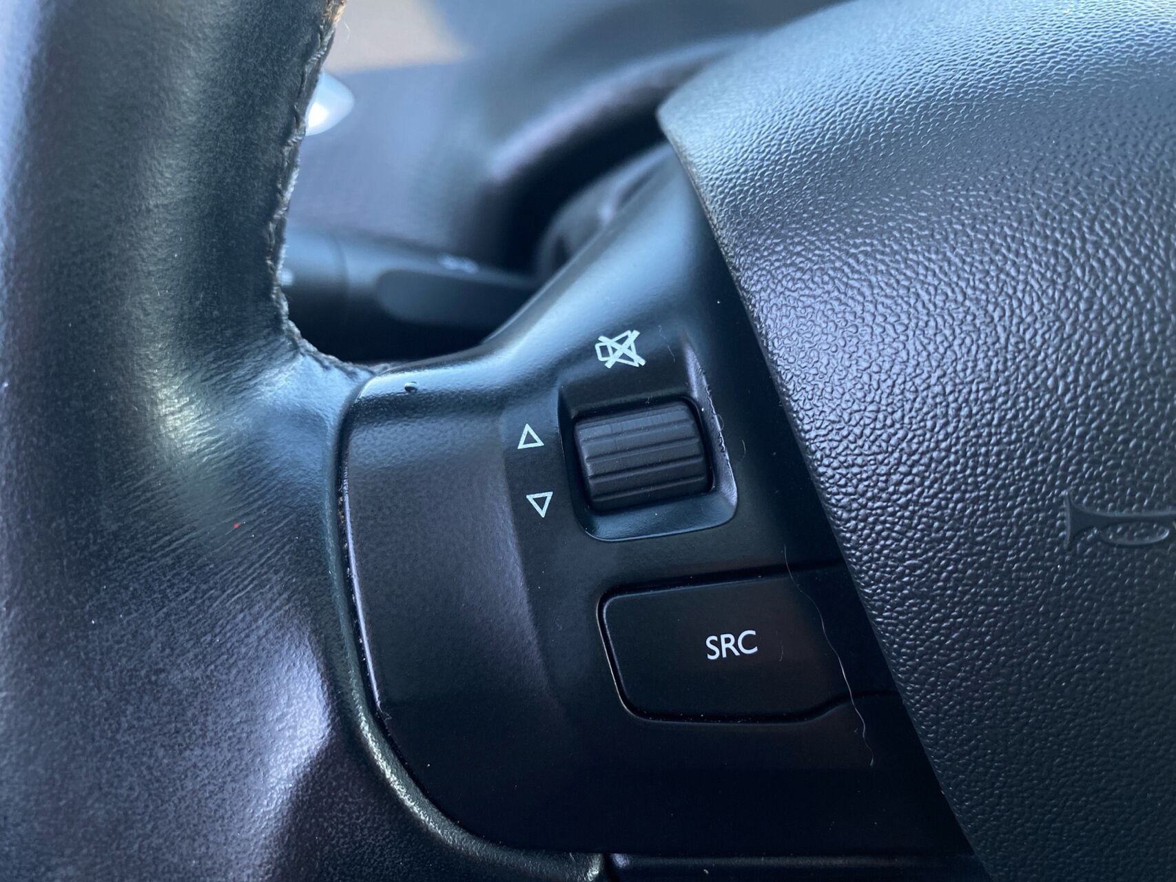 Billede af Peugeot 2008 1,2 e-THP Edition Plus 110HK 5d