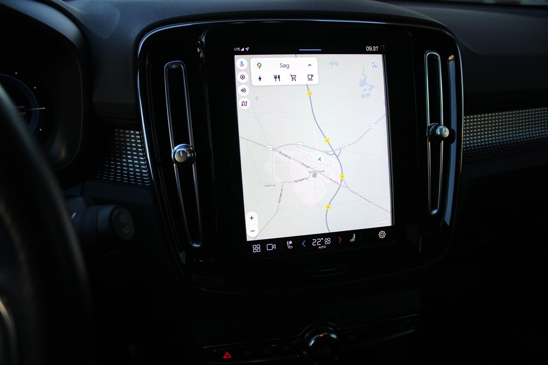 Billede af Volvo XC40 P8 Recharge Twin R-design AWD 408HK 5d Aut.