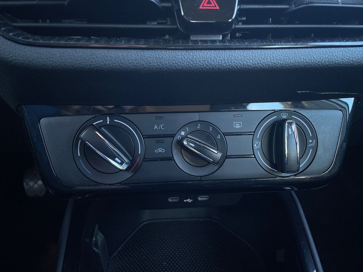 Billede af Skoda Fabia 1,0 MPI Essence 80HK 5d