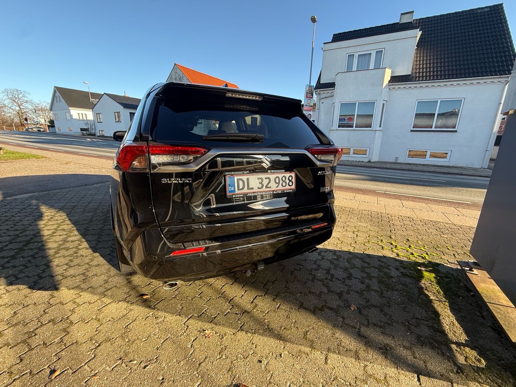 Billede af Suzuki Across 2,5 Hybrid Adventure E-CVT 306HK 5d Trinl. Gear