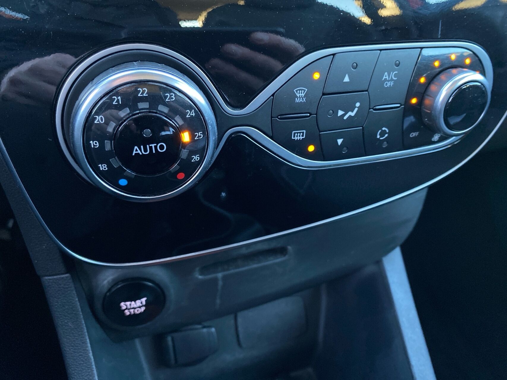 Billede af Renault Clio Sport Tourer 0,9 Energy TCe Zen 90HK Stc