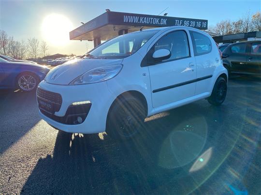 Peugeot 107 1,0 Active 68HK 5d