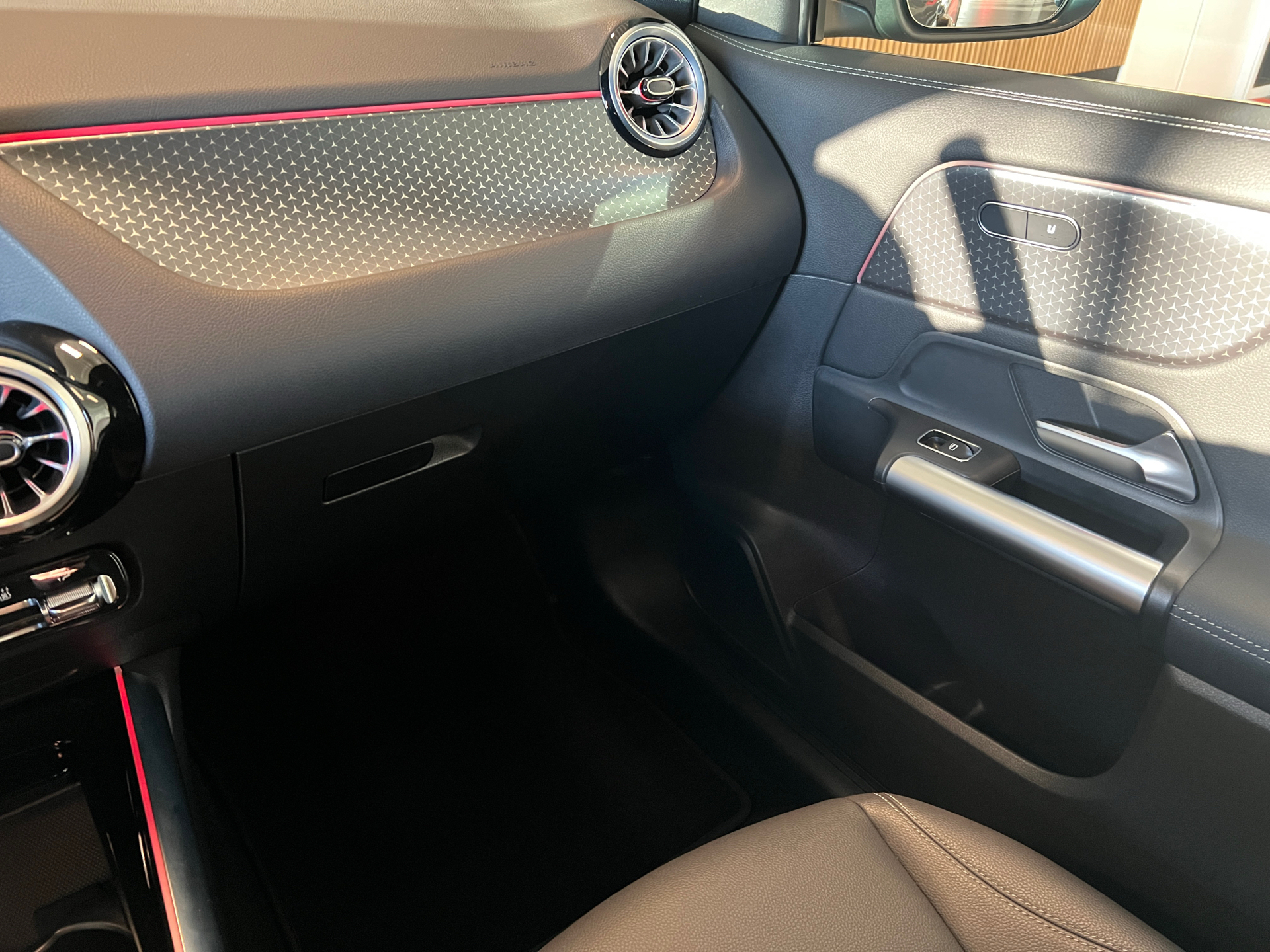 Billede af Mercedes-Benz EQA 250+ EL Progressive 190HK 5d Aut.