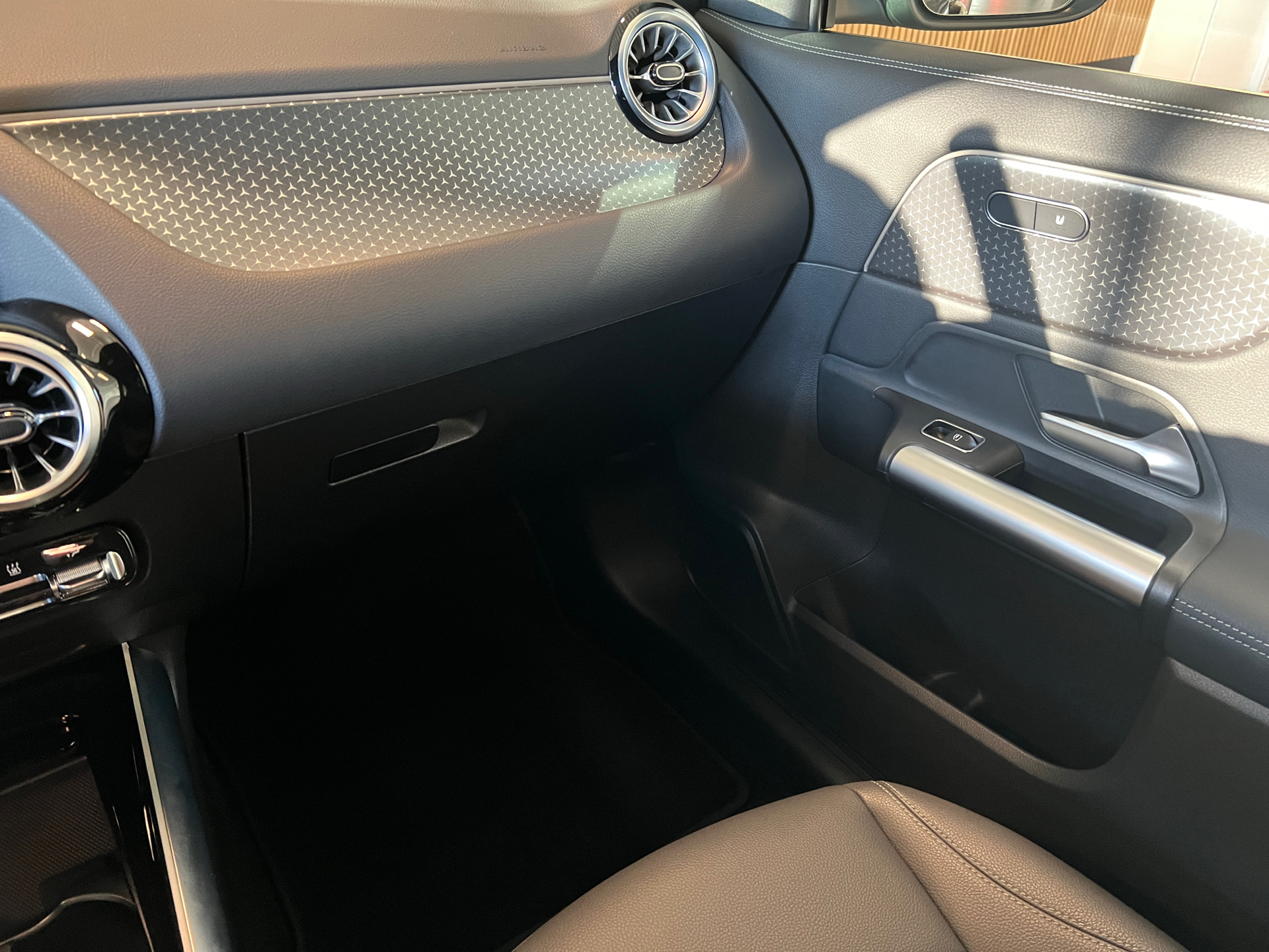 Billede af Mercedes-Benz EQA 250+ EL Progressive 190HK 5d Aut.