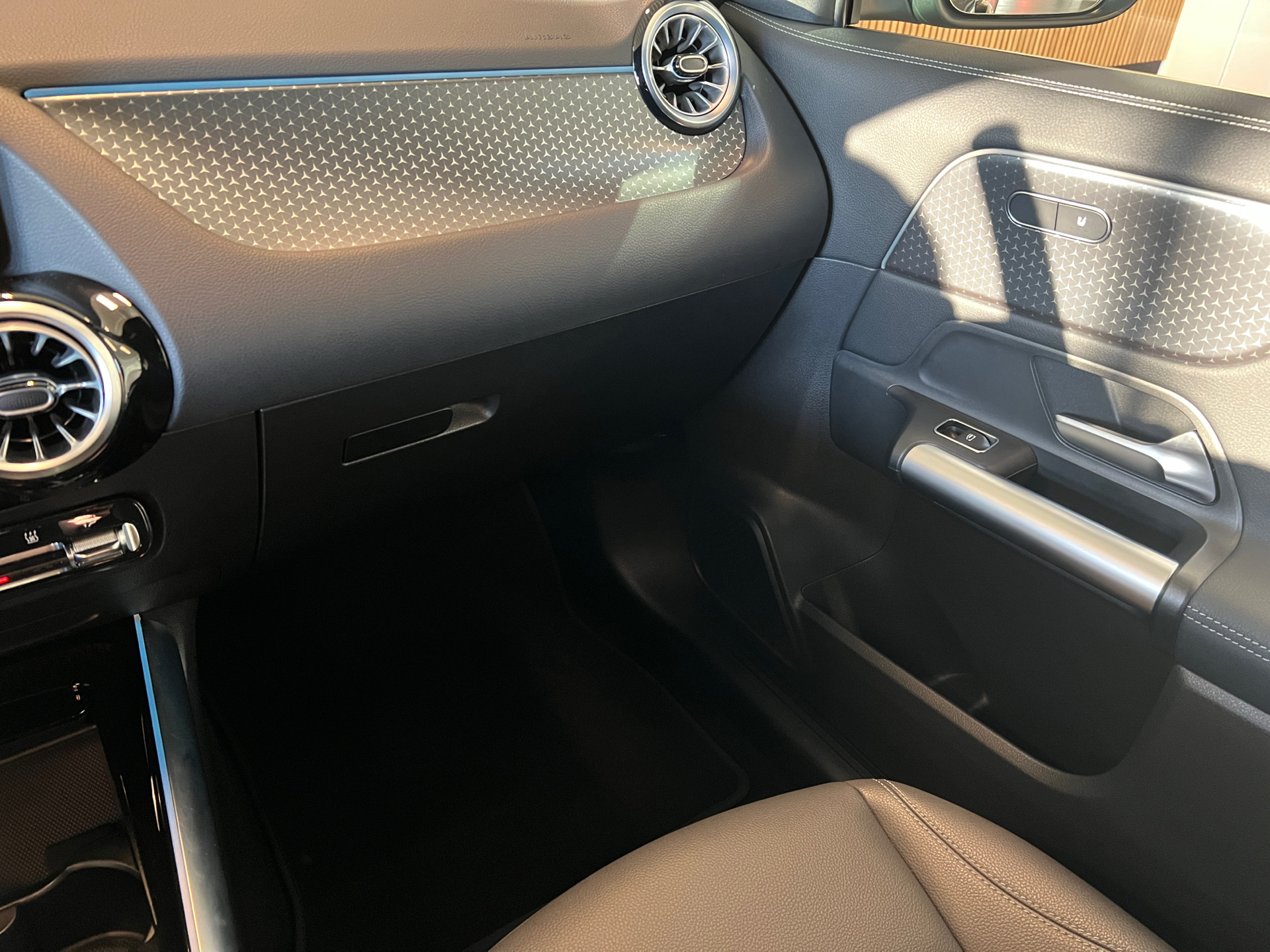 Billede af Mercedes-Benz EQA 250+ EL Progressive 190HK 5d Aut.