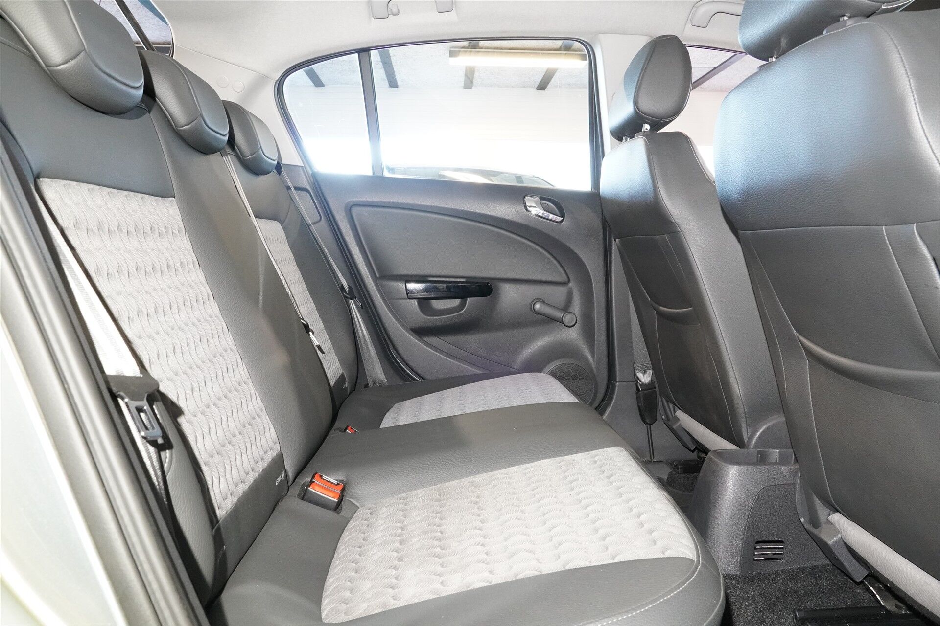 Billede af Opel Corsa 1,3 DTH DPF Cosmo 95HK 5d 6g