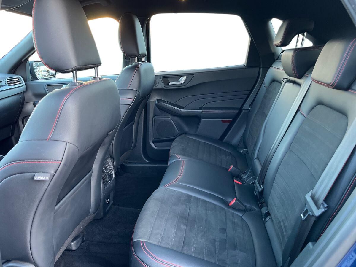 Billede af Ford Kuga 2,5 Plugin-hybrid ST-Line X CVT 225HK 5d Trinl. Gear