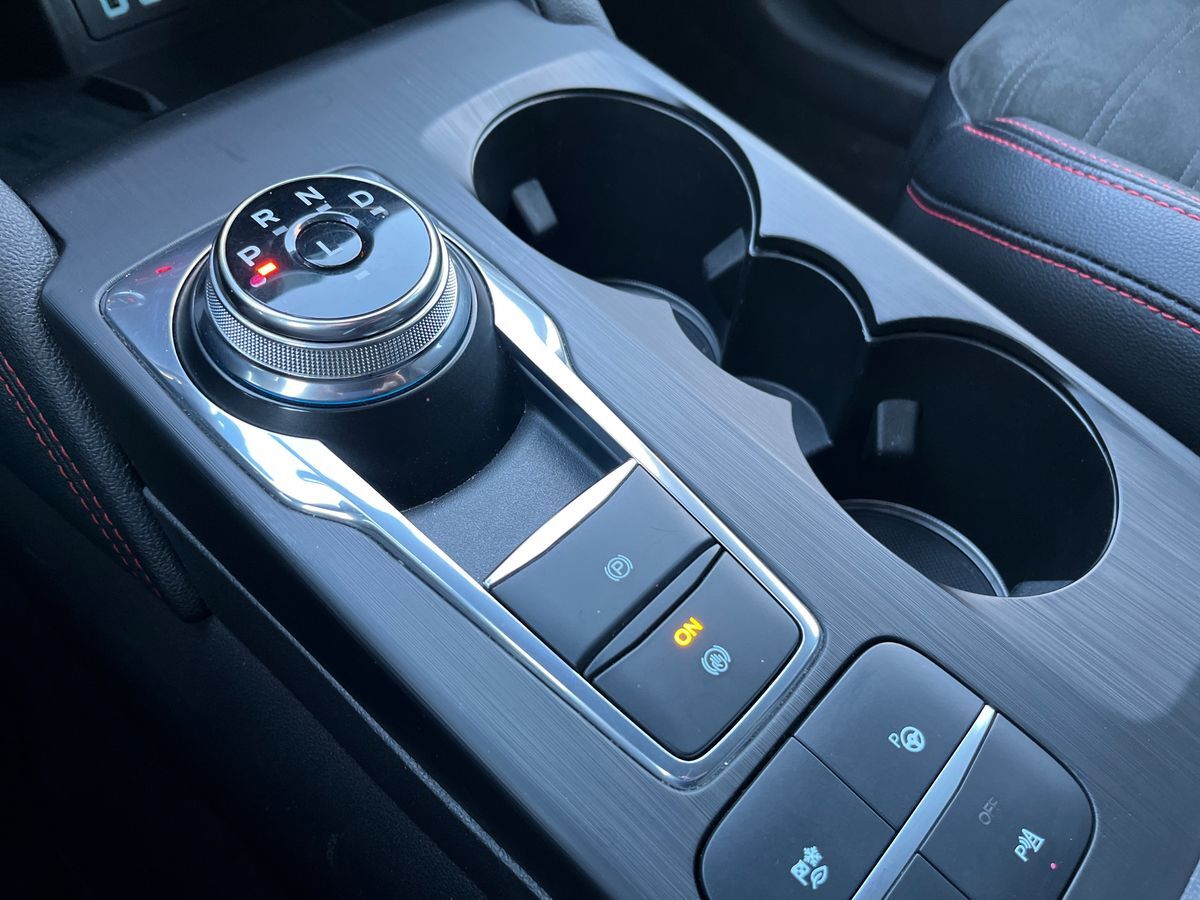 Billede af Ford Kuga 2,5 Plugin-hybrid ST-Line X CVT 225HK 5d Trinl. Gear