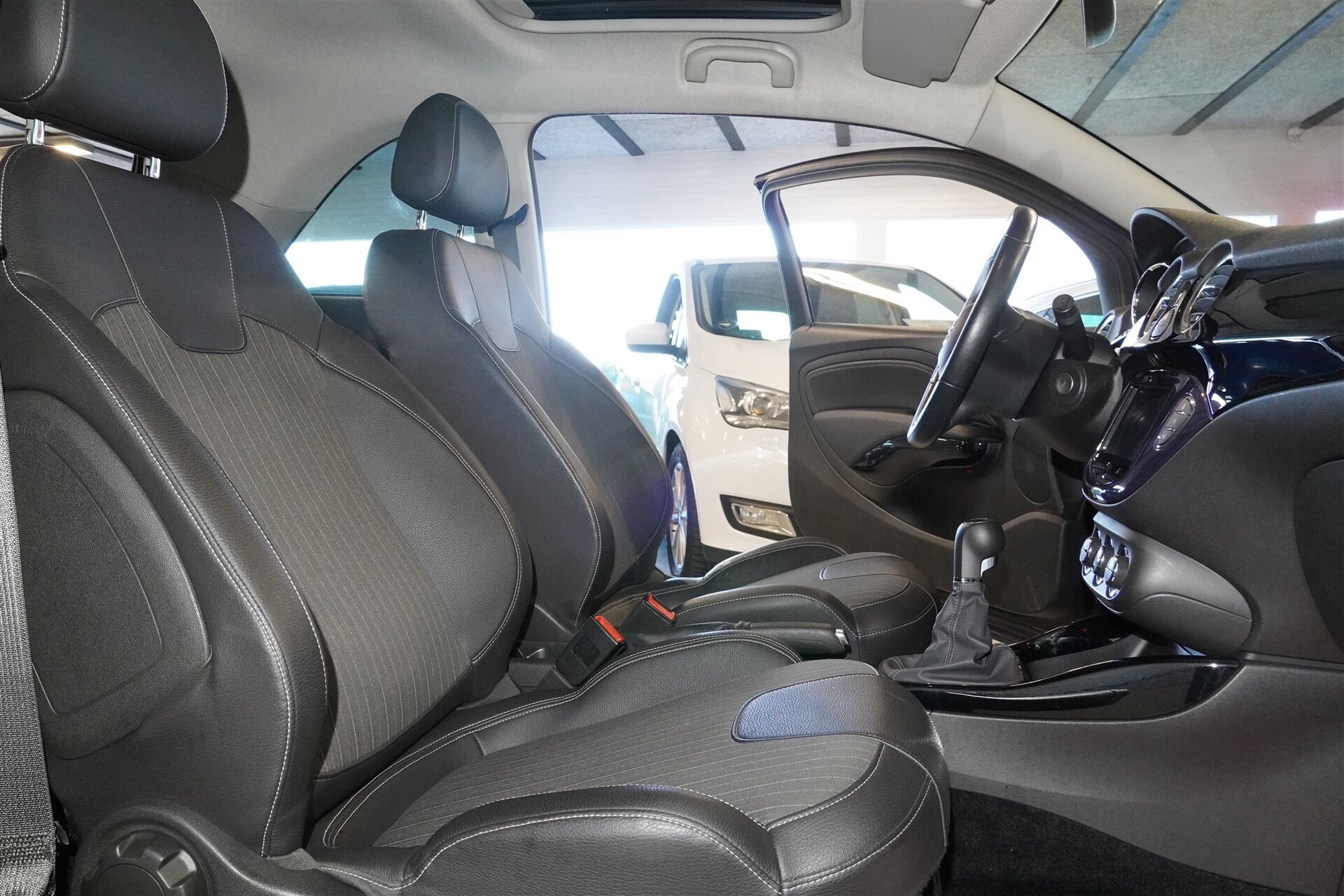 Billede af Opel Adam 1,4 GLAM 87HK 3d