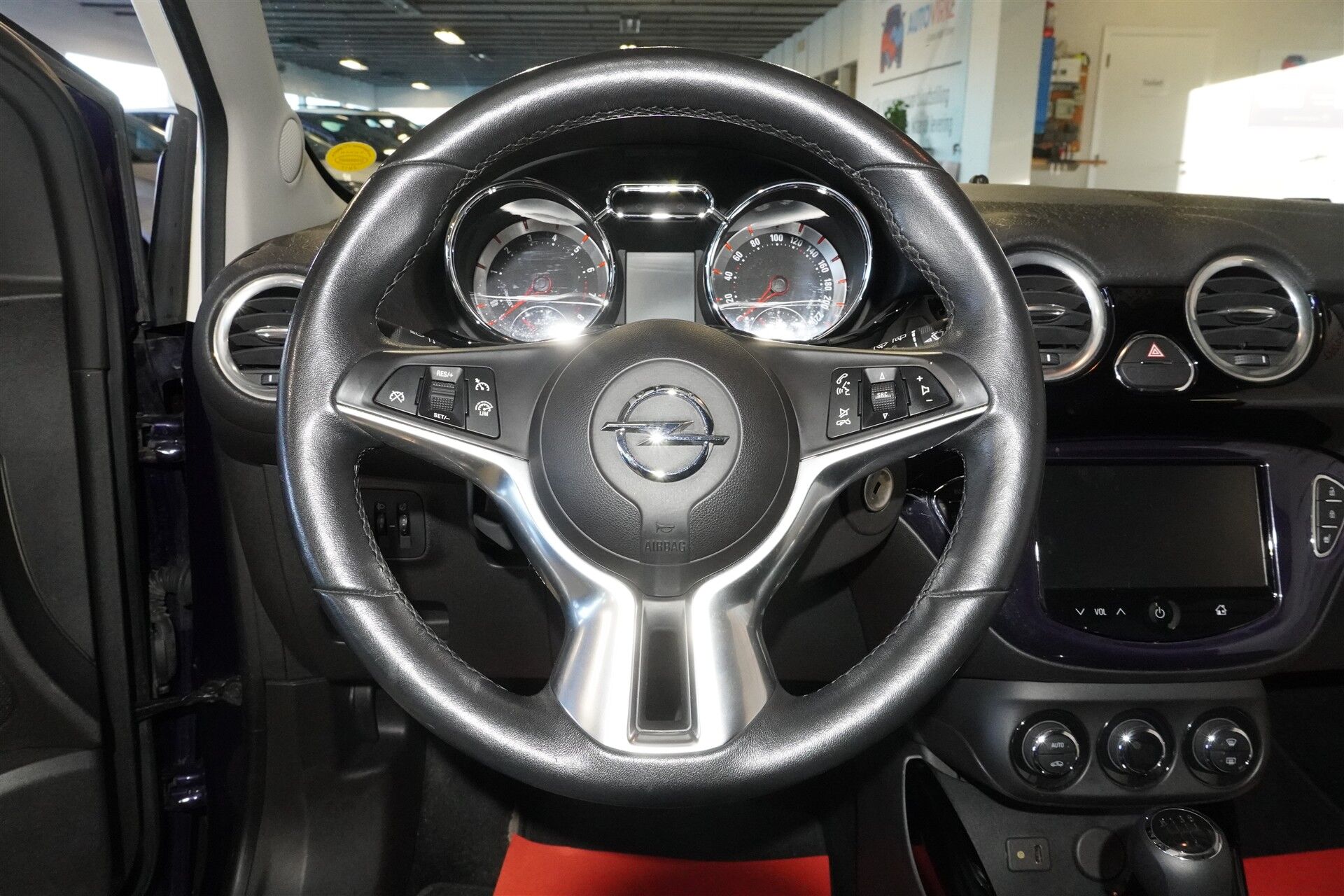 Billede af Opel Adam 1,4 GLAM 87HK 3d