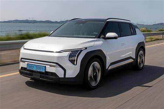 Kia EV3 EL Standard Range Access 204HK 5d Aut.