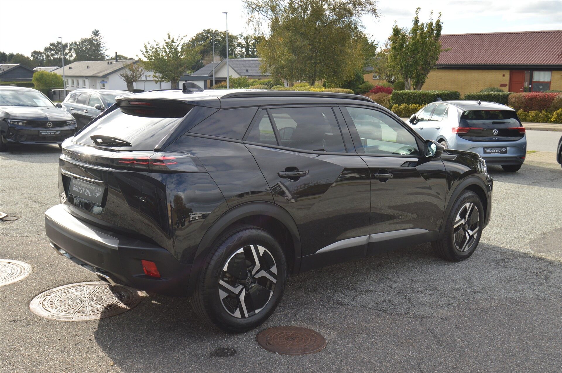 Billede af Peugeot 2008 1,2 PureTech First Selection EAT8 130HK 5d 8g Aut.