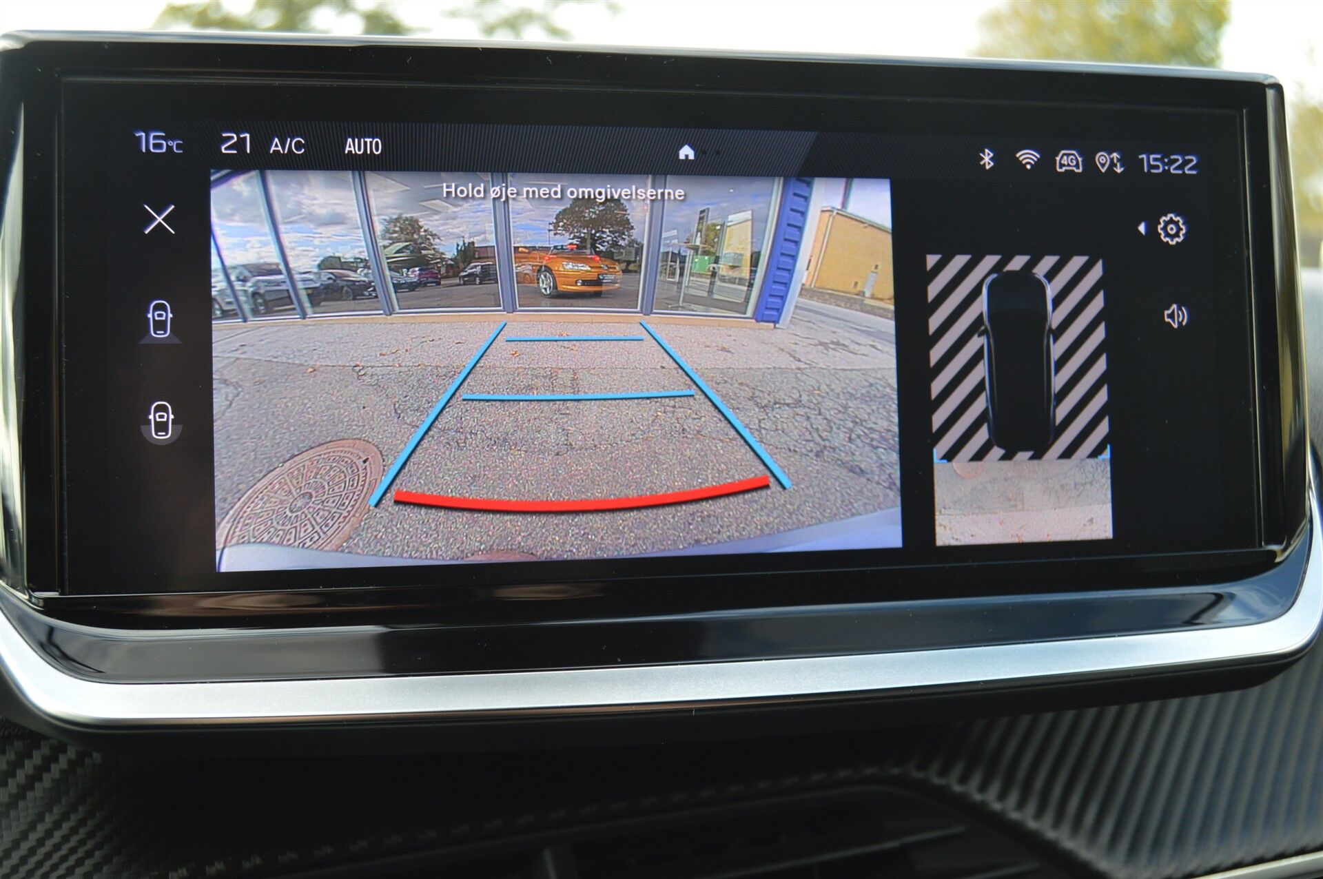 Billede af Peugeot 2008 1,2 PureTech First Selection EAT8 130HK 5d 8g Aut.