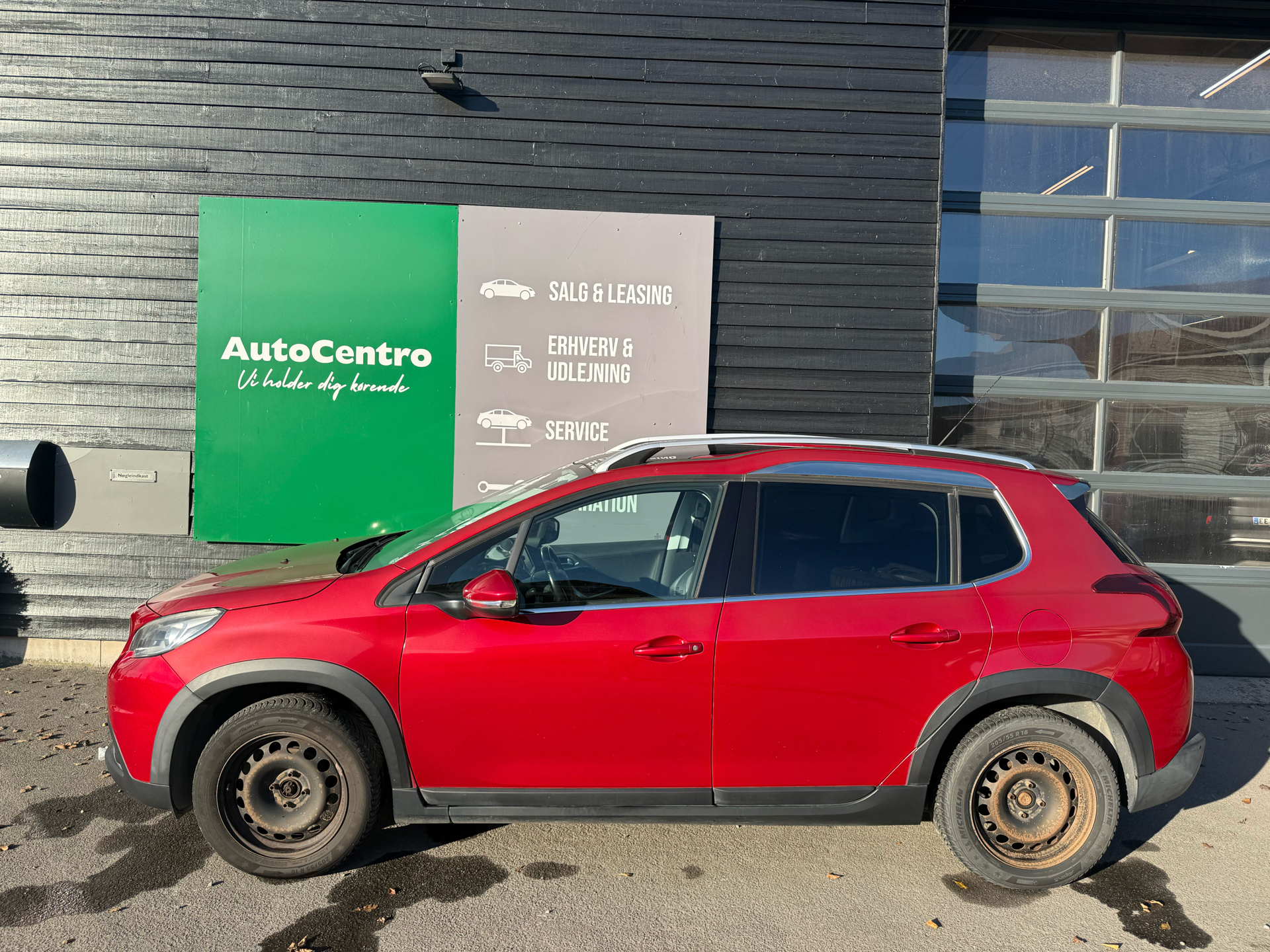 Billede af Peugeot 2008 1,6 BlueHDi Desire Sky 100HK