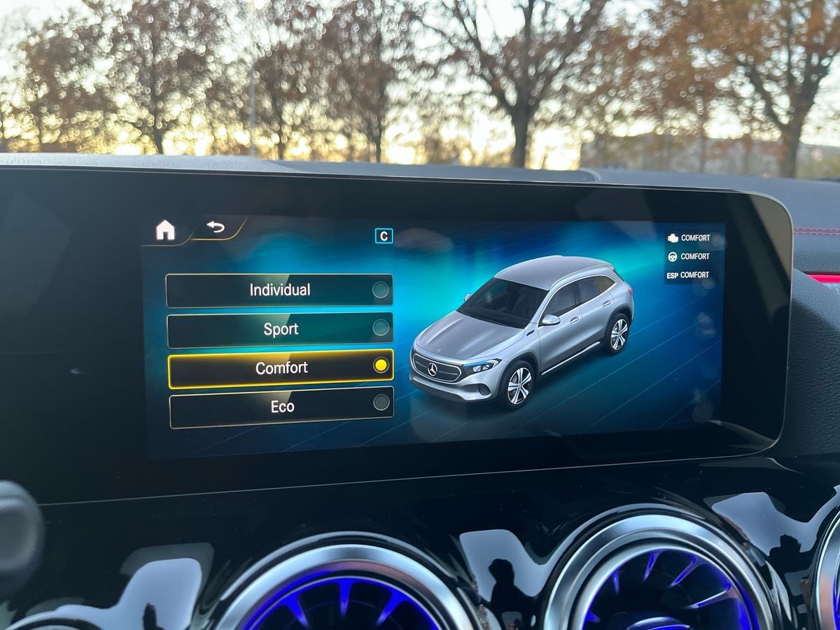 Billede af Mercedes-Benz EQA 250 EL AMG Line 190HK 5d Aut.