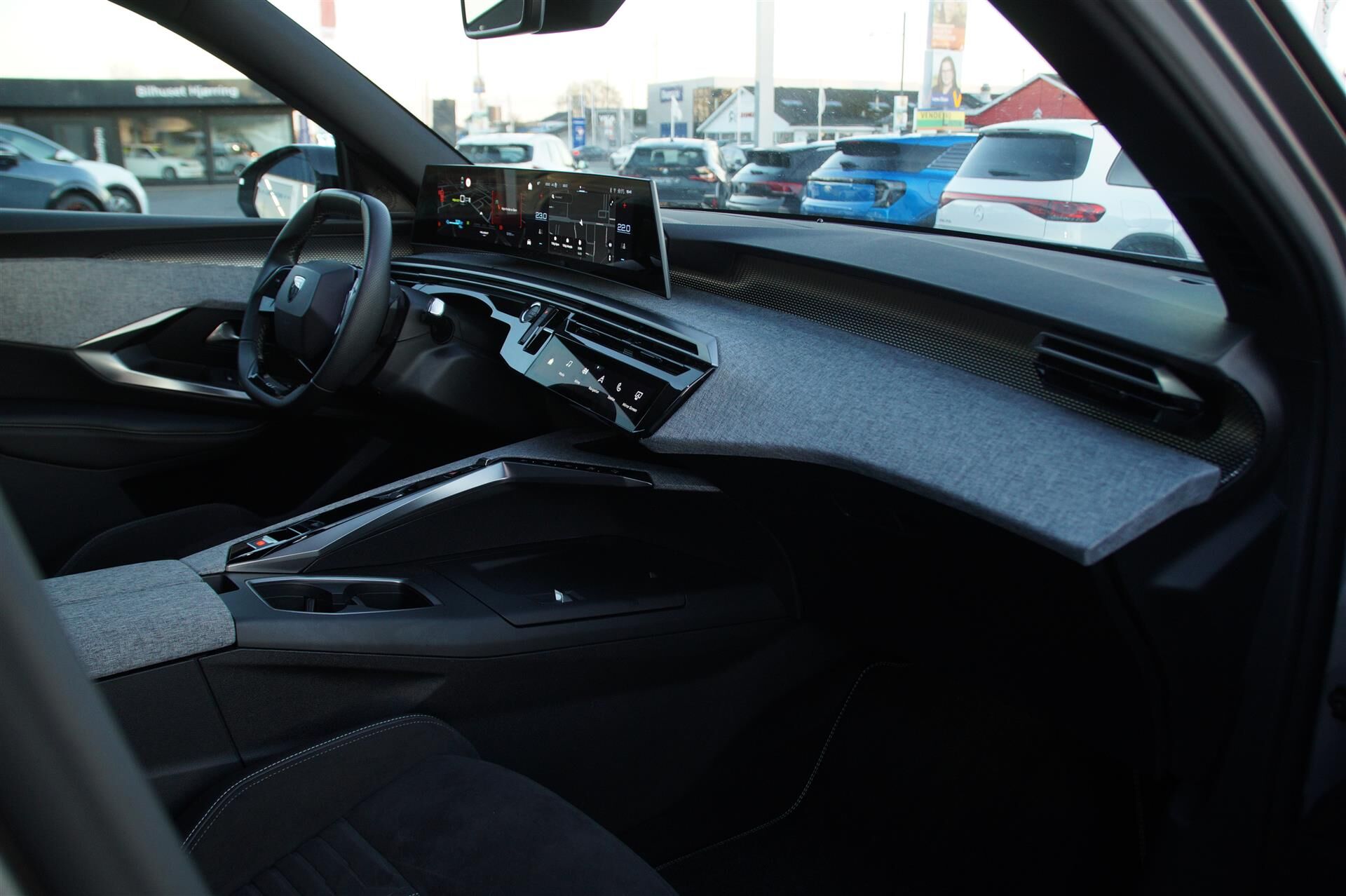 Billede af Peugeot e-5008 EL GT 210HK 5d Aut.