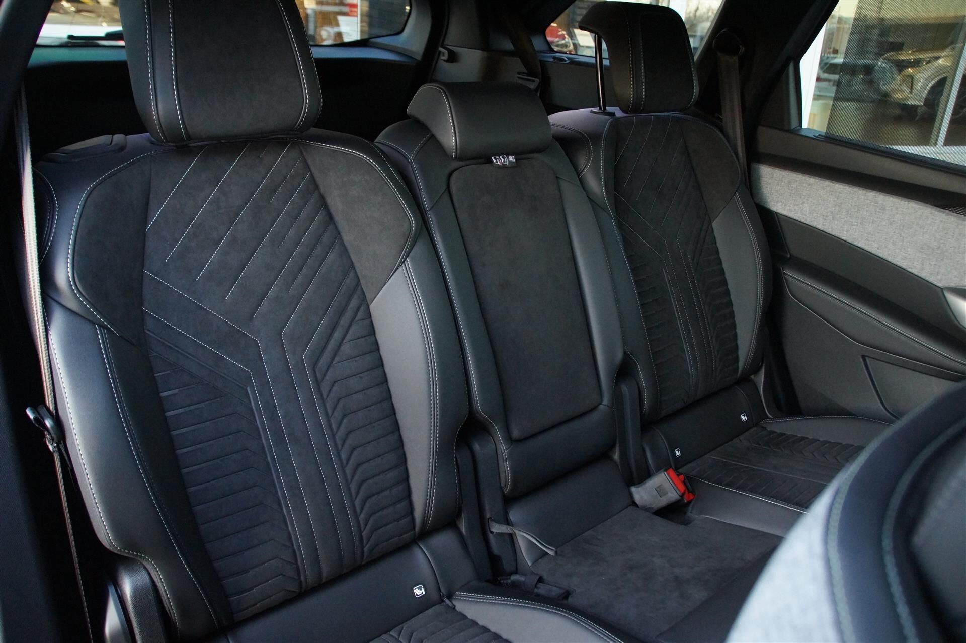 Billede af Peugeot e-5008 EL GT 210HK 5d Aut.