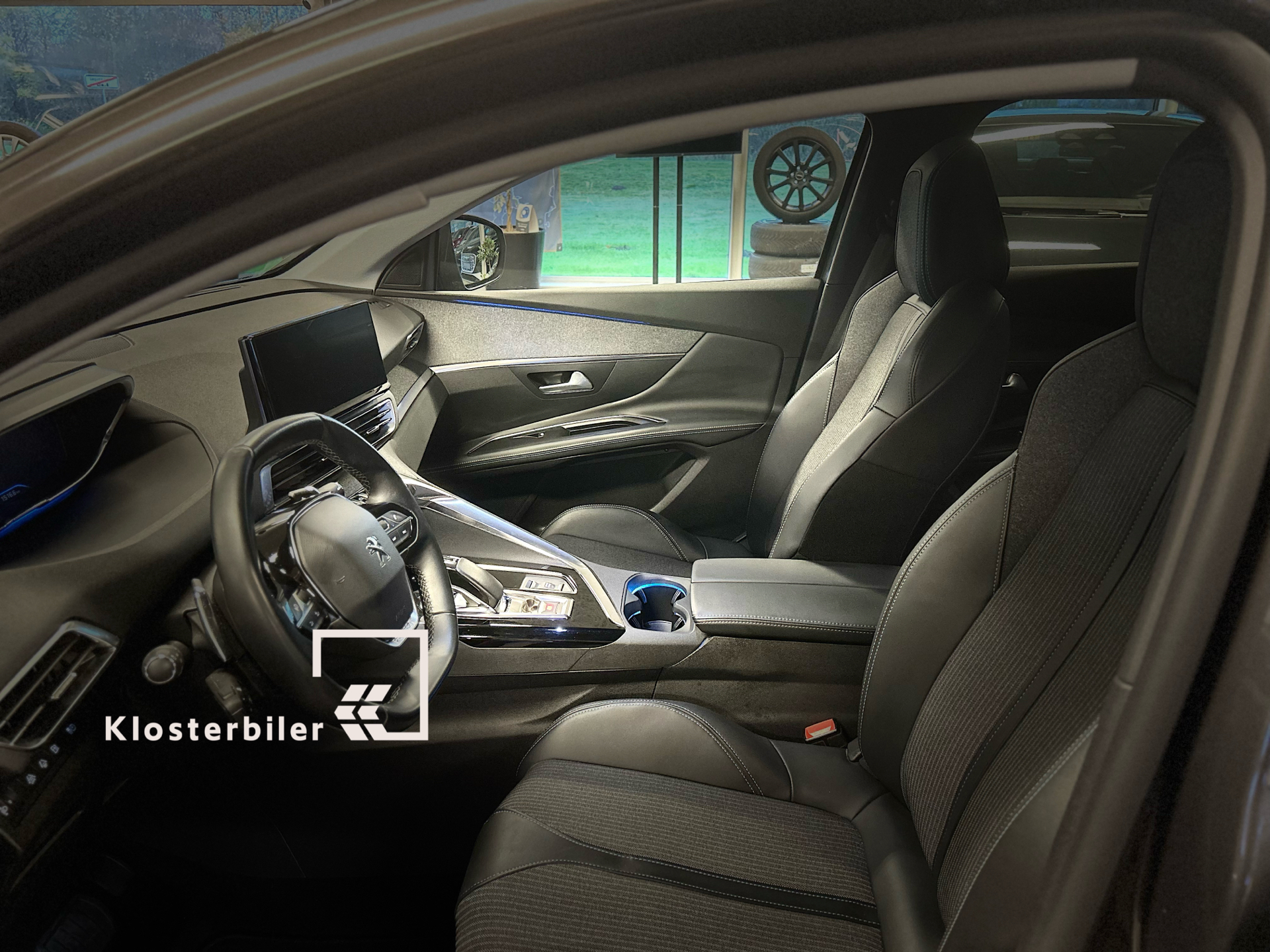 Billede af Peugeot 3008 1,6 PureTech  Plugin-hybrid Allure Pack EAT8 225HK 5d 8g Aut.