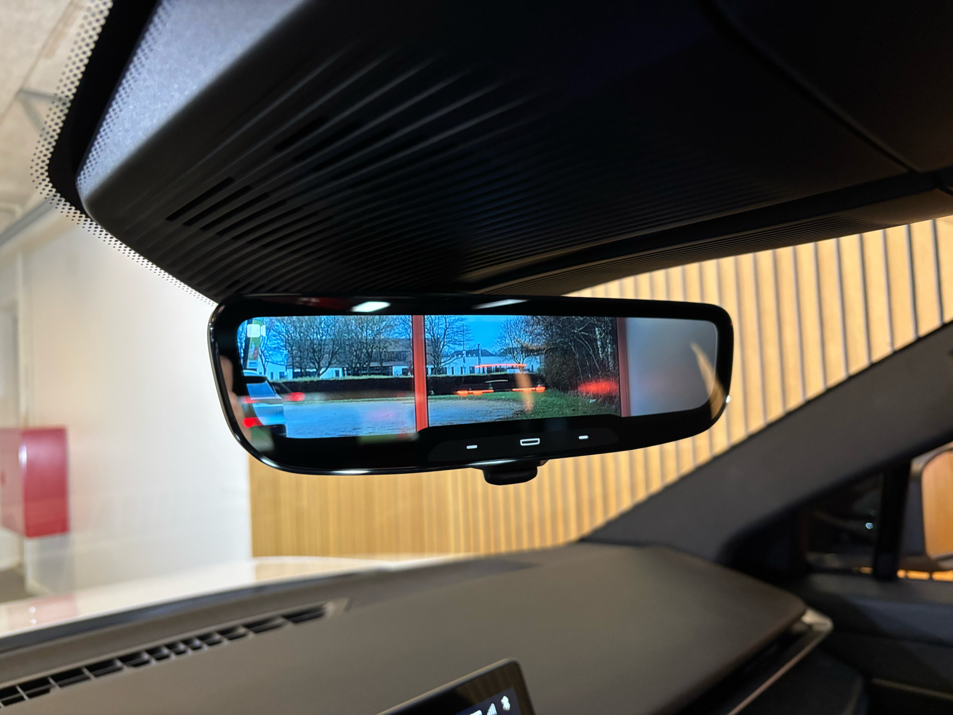 Billede af Fisker Ocean EL 4x4 478HK 5d Aut.