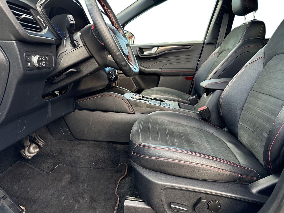 Billede af Ford Kuga 2,5 Plugin-hybrid ST-Line X CVT 225HK 5d Trinl. Gear