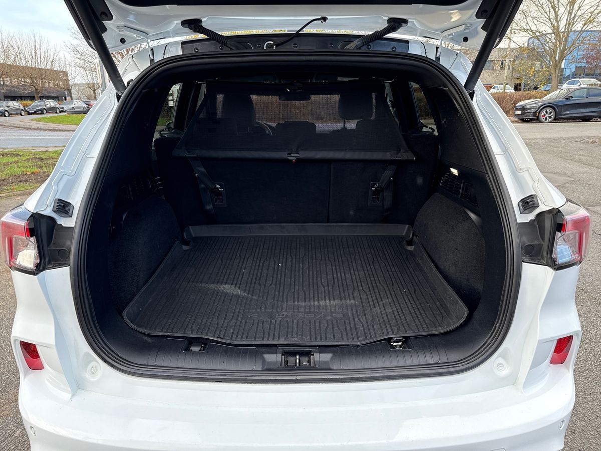 Billede af Ford Kuga 2,5 Plugin-hybrid ST-Line X CVT 225HK 5d Trinl. Gear