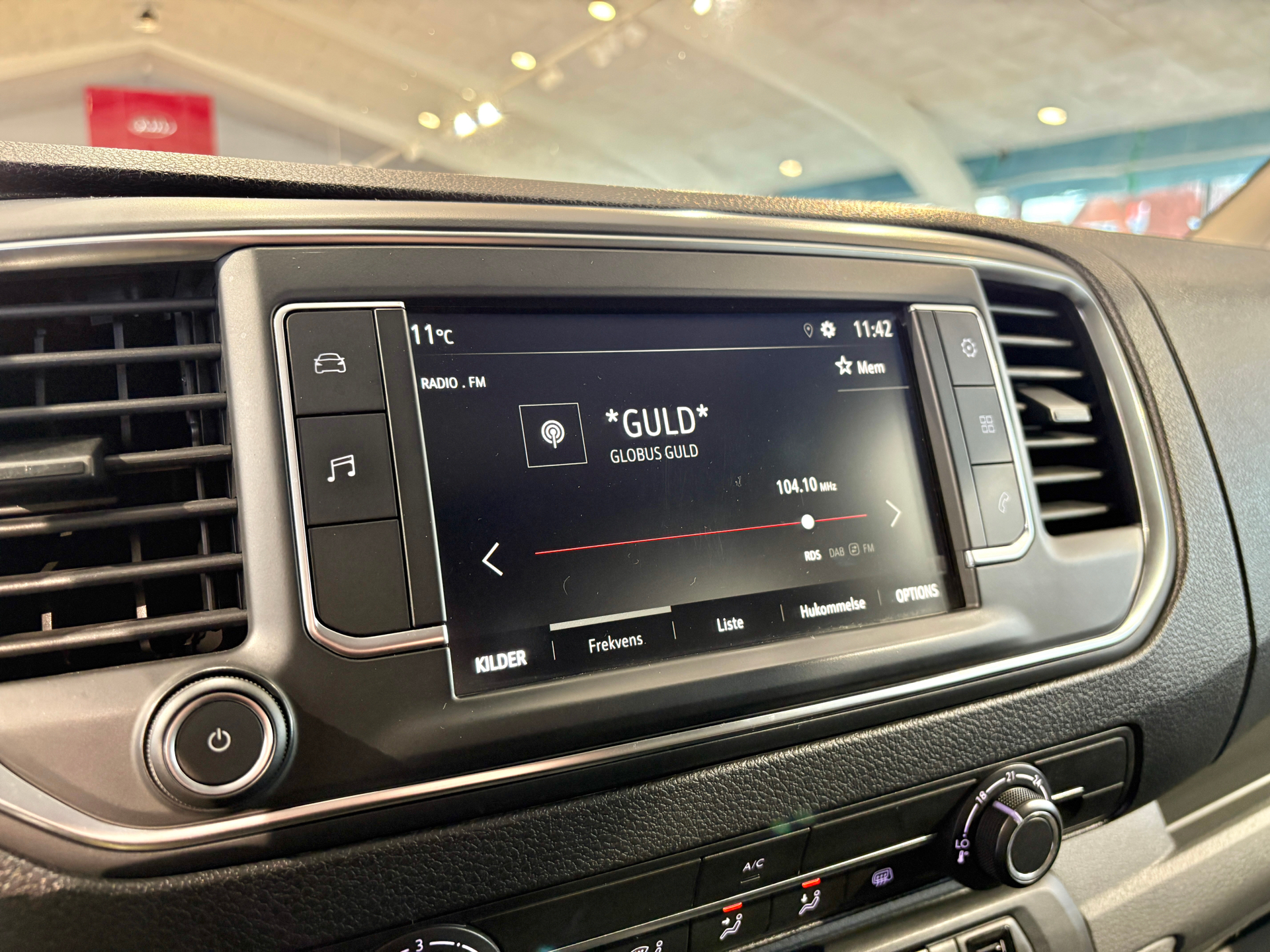 Billede af Opel Vivaro-e L2V1 EL Edition 136HK Van Aut. 