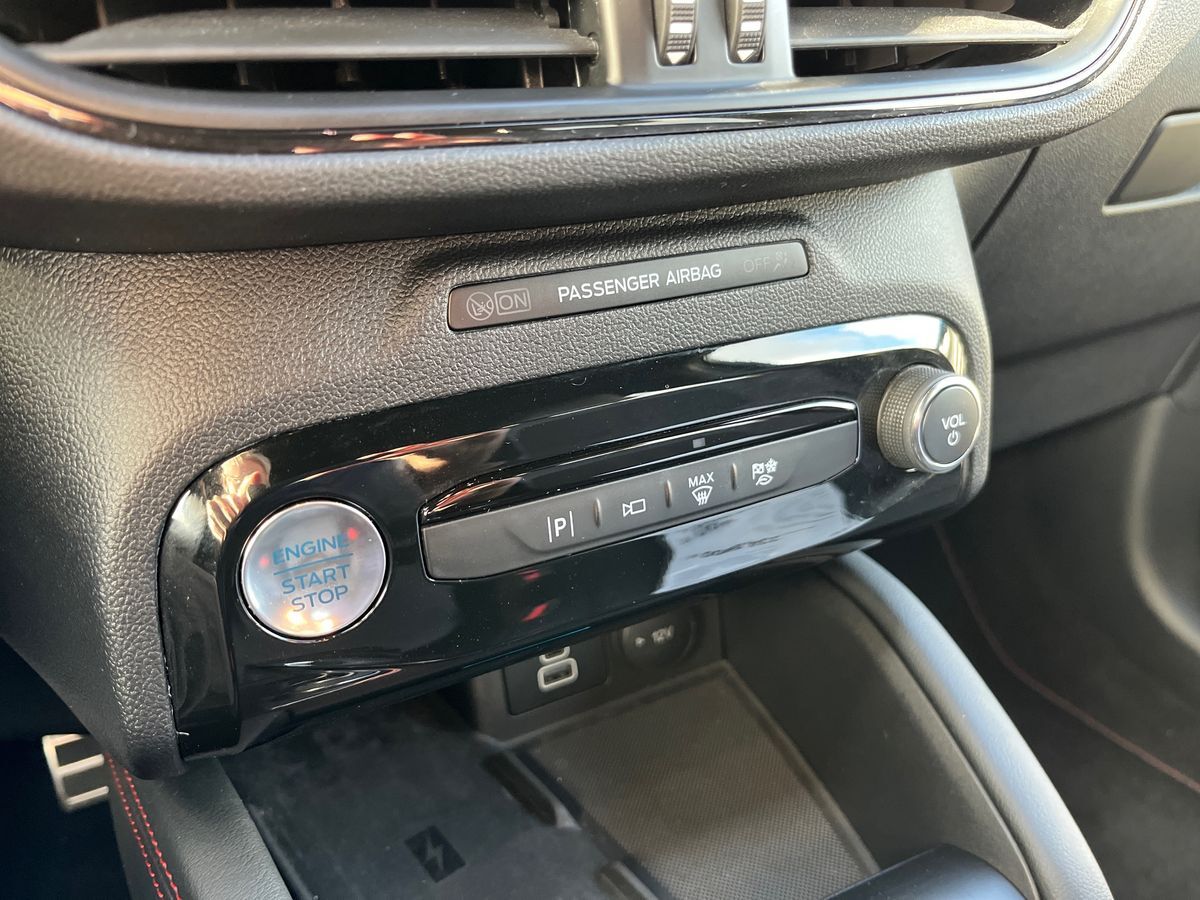 Billede af Ford Kuga 2,5 Plugin-hybrid ST-Line X CVT 243HK 5d Aut.