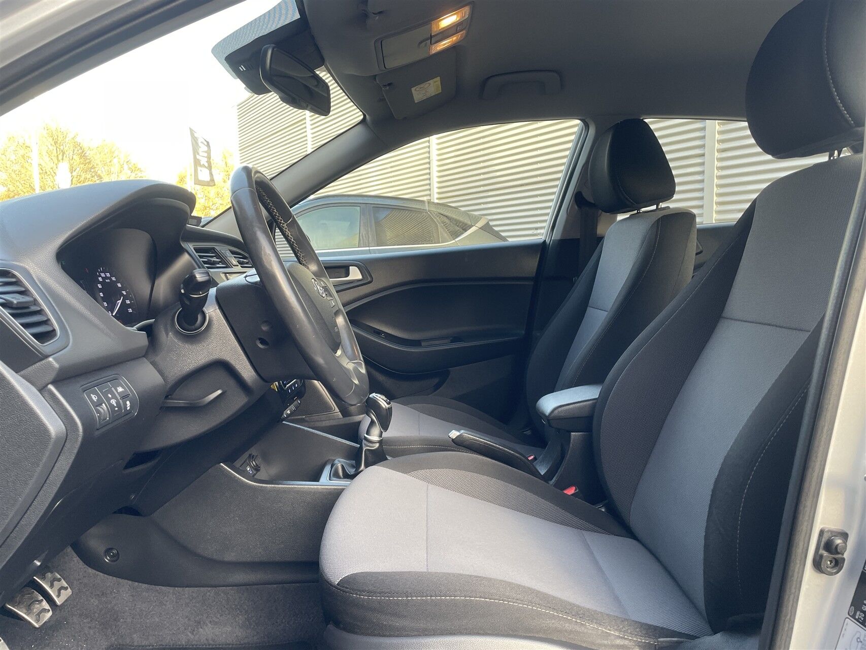 Billede af Hyundai i20 Active Cross 1,0 T-GDI Premium 100HK Stc