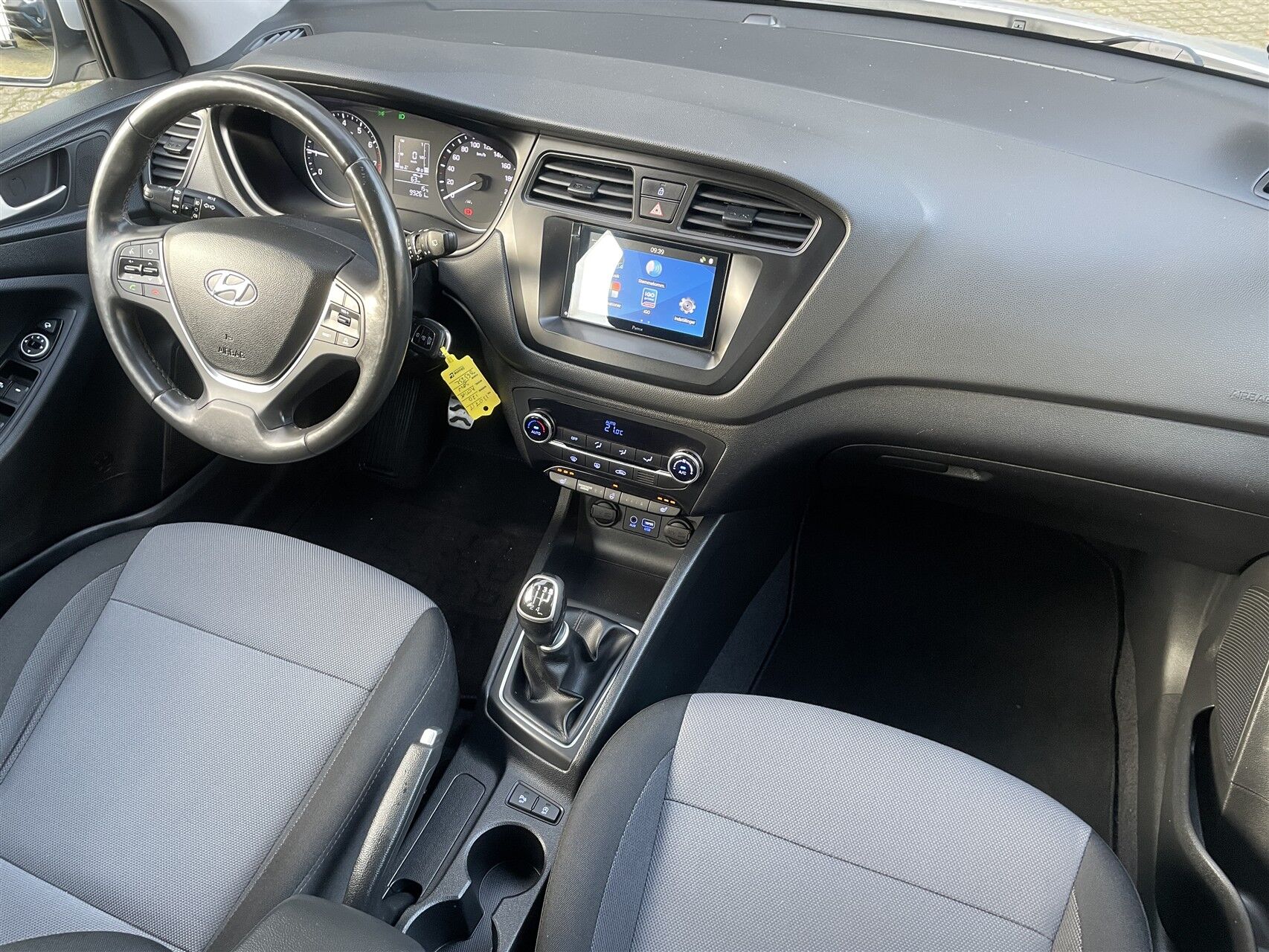 Billede af Hyundai i20 Active Cross 1,0 T-GDI Premium 100HK Stc