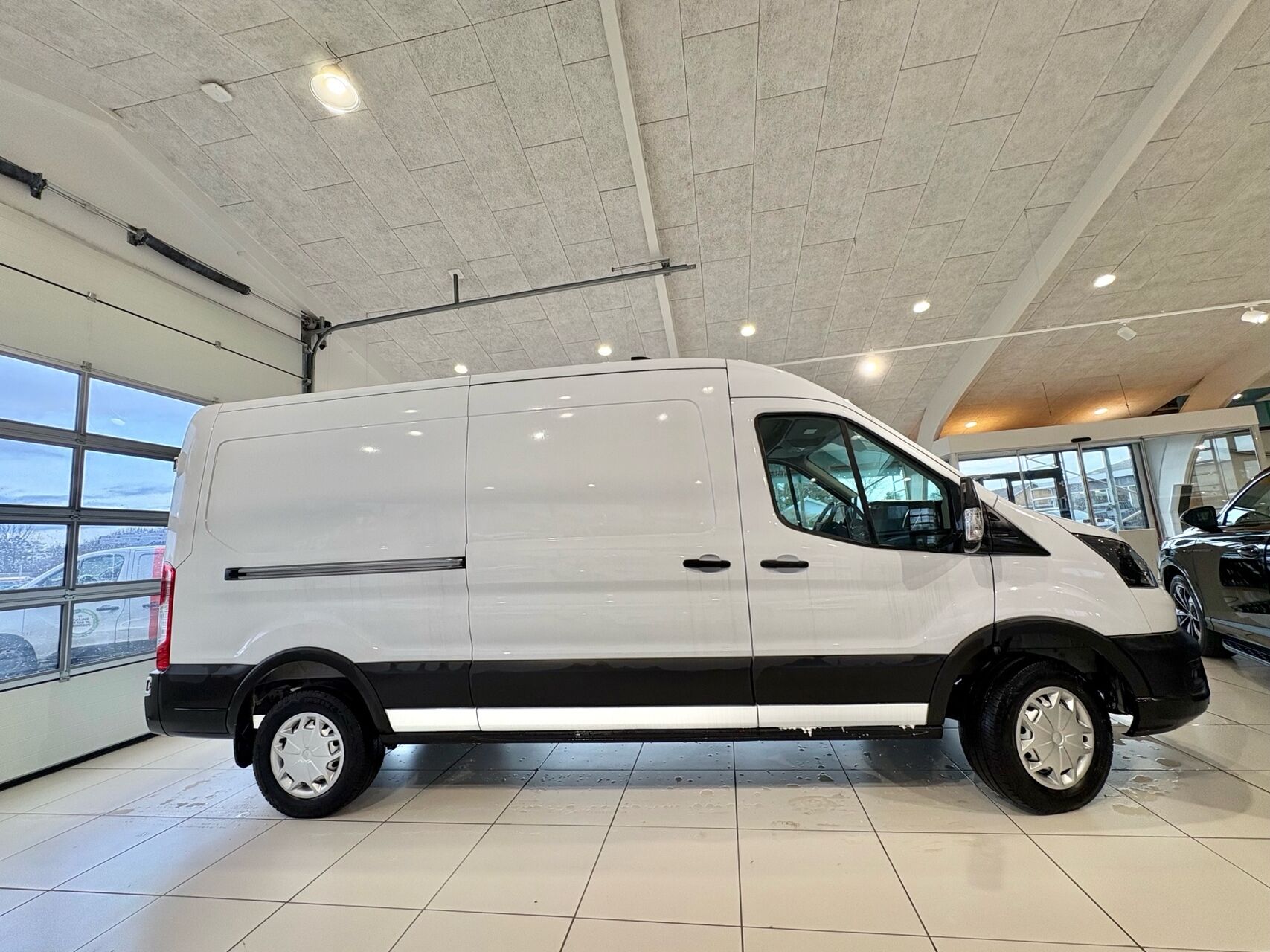 Billede af Ford E-Transit 350 L3H2 EL Trend RWD 184HK Van Aut.
