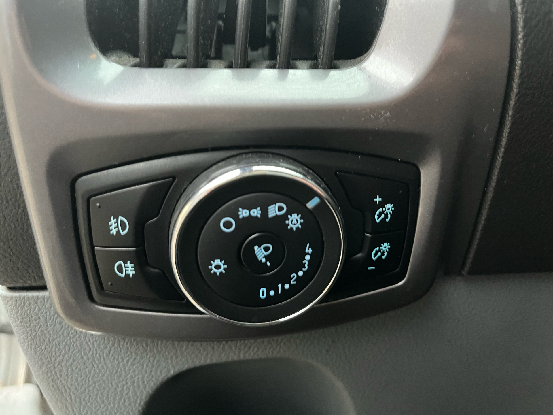 Billede af Ford Transit Custom 290 L2H1 2,0 TDCi Trend 130HK Van 6g