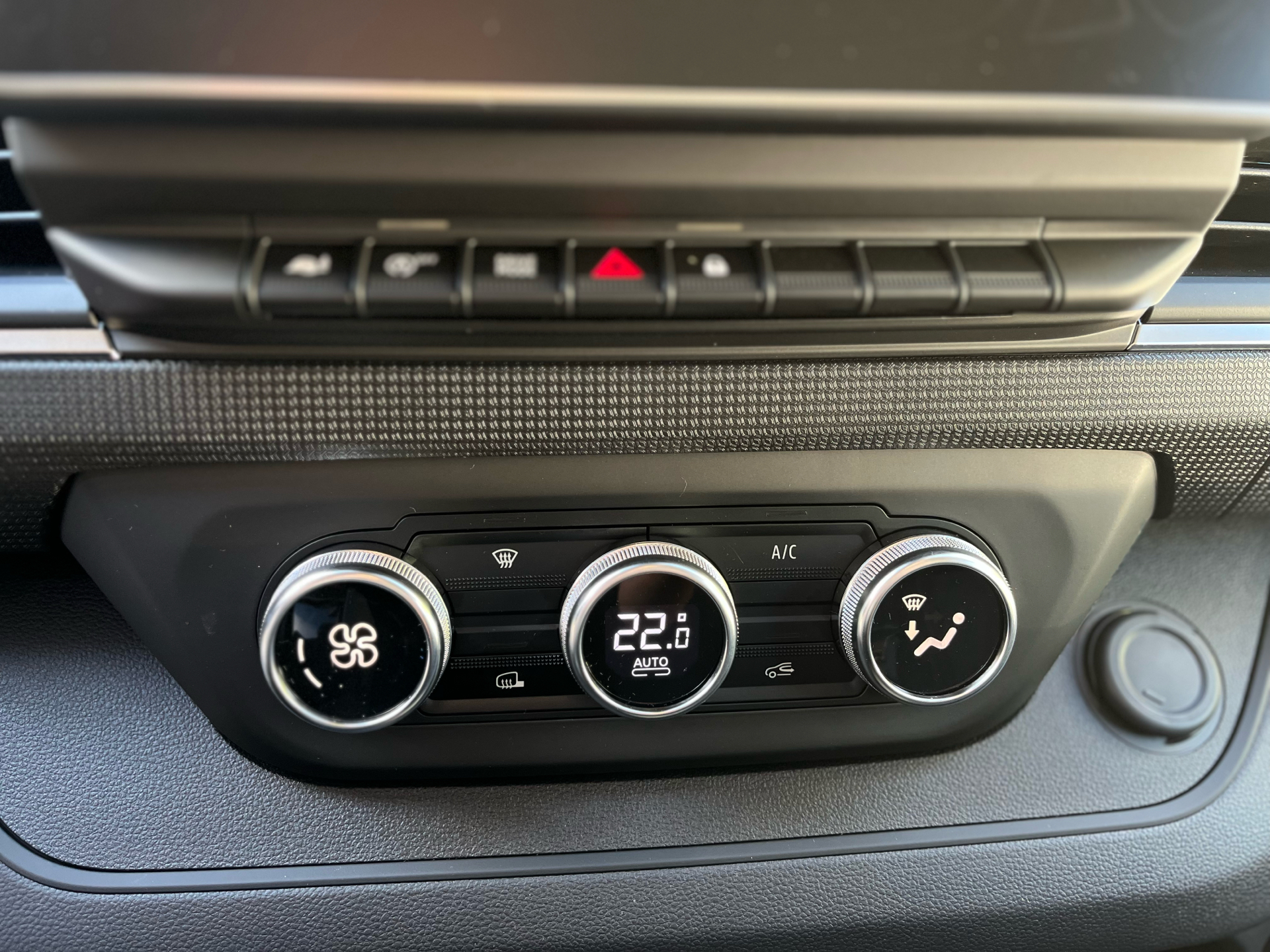 Billede af Nissan Primastar L2H1 2,0 DCi N-Connecta 150HK Van 6g Aut.