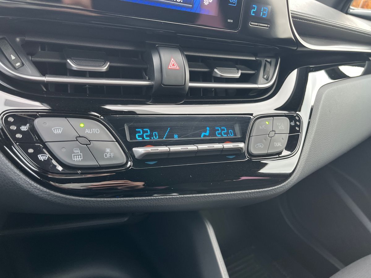 Billede af Toyota C-HR 1,8 Hybrid Limited Multidrive S 122HK 5d Aut.