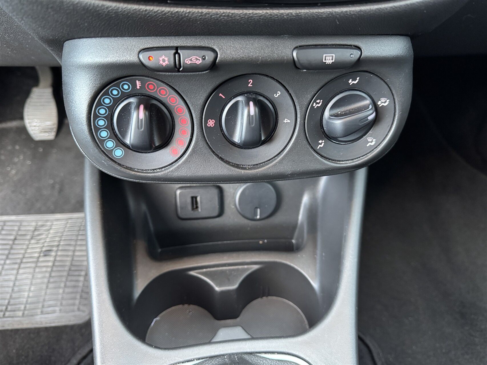 Billede af Opel Corsa 1,4 ECOTEC Excite 90HK 5d