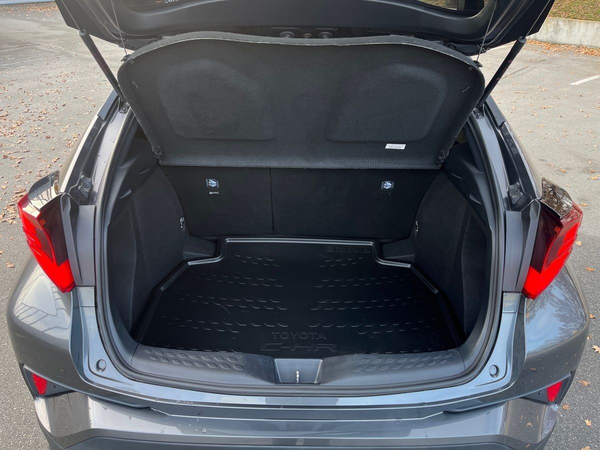 Billede af Toyota C-HR 1,8 Hybrid C-LUB Premium Multidrive S 122HK 5d Aut.