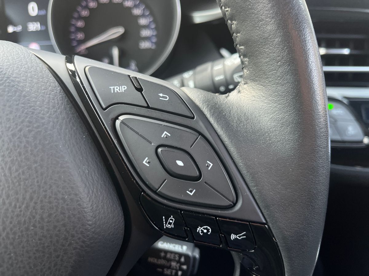 Billede af Toyota C-HR 1,8 Hybrid C-LUB Premium Multidrive S 122HK 5d Aut.