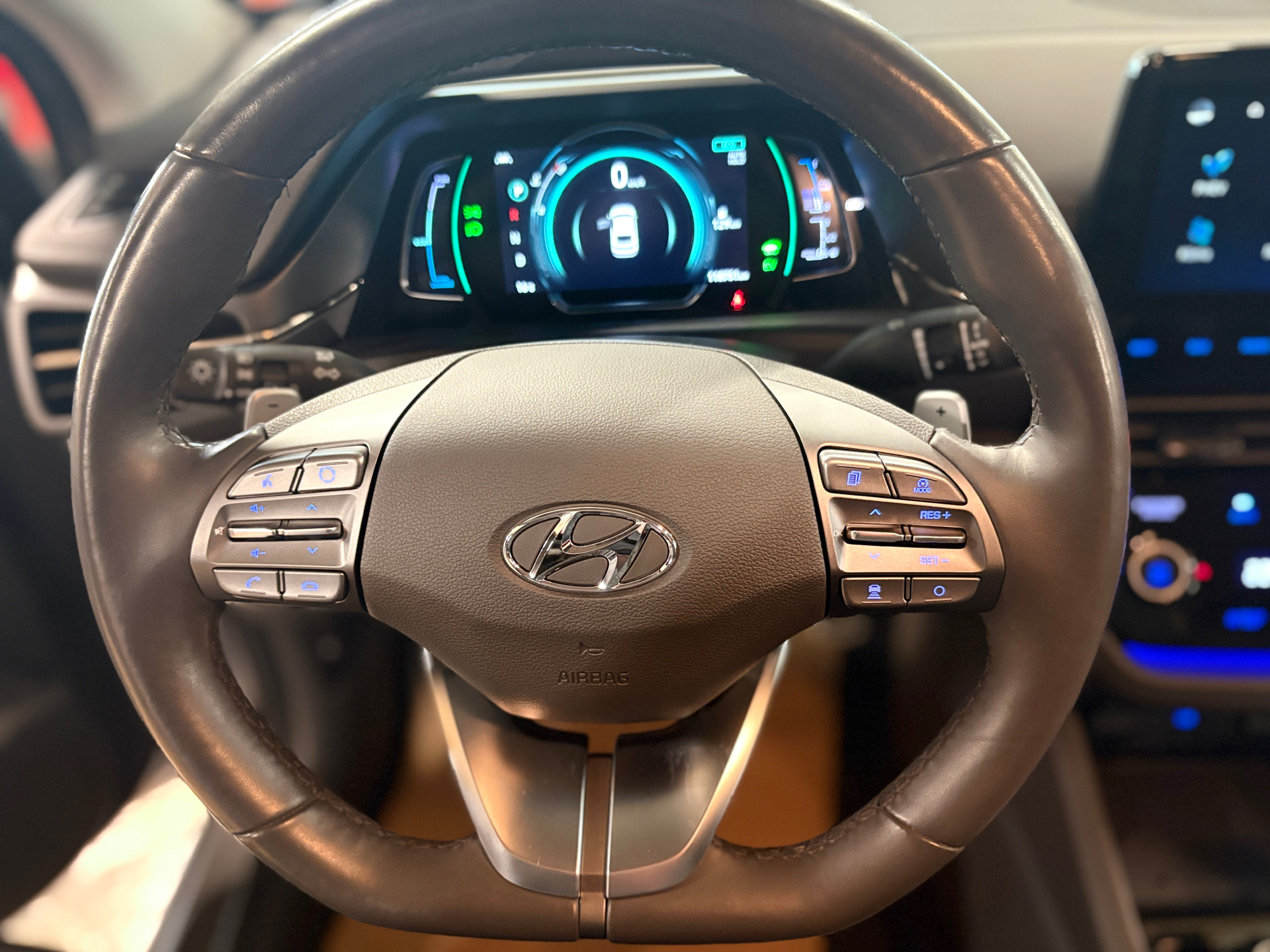 Billede af Hyundai Ioniq 1,6 GDI  Plugin-hybrid Premium plug-in 141HK 5d 6g Aut.