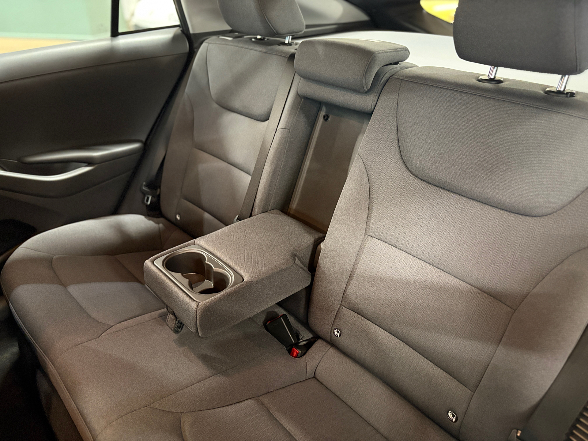 Billede af Hyundai Ioniq 1,6 GDI  Plugin-hybrid Premium plug-in 141HK 5d 6g Aut.