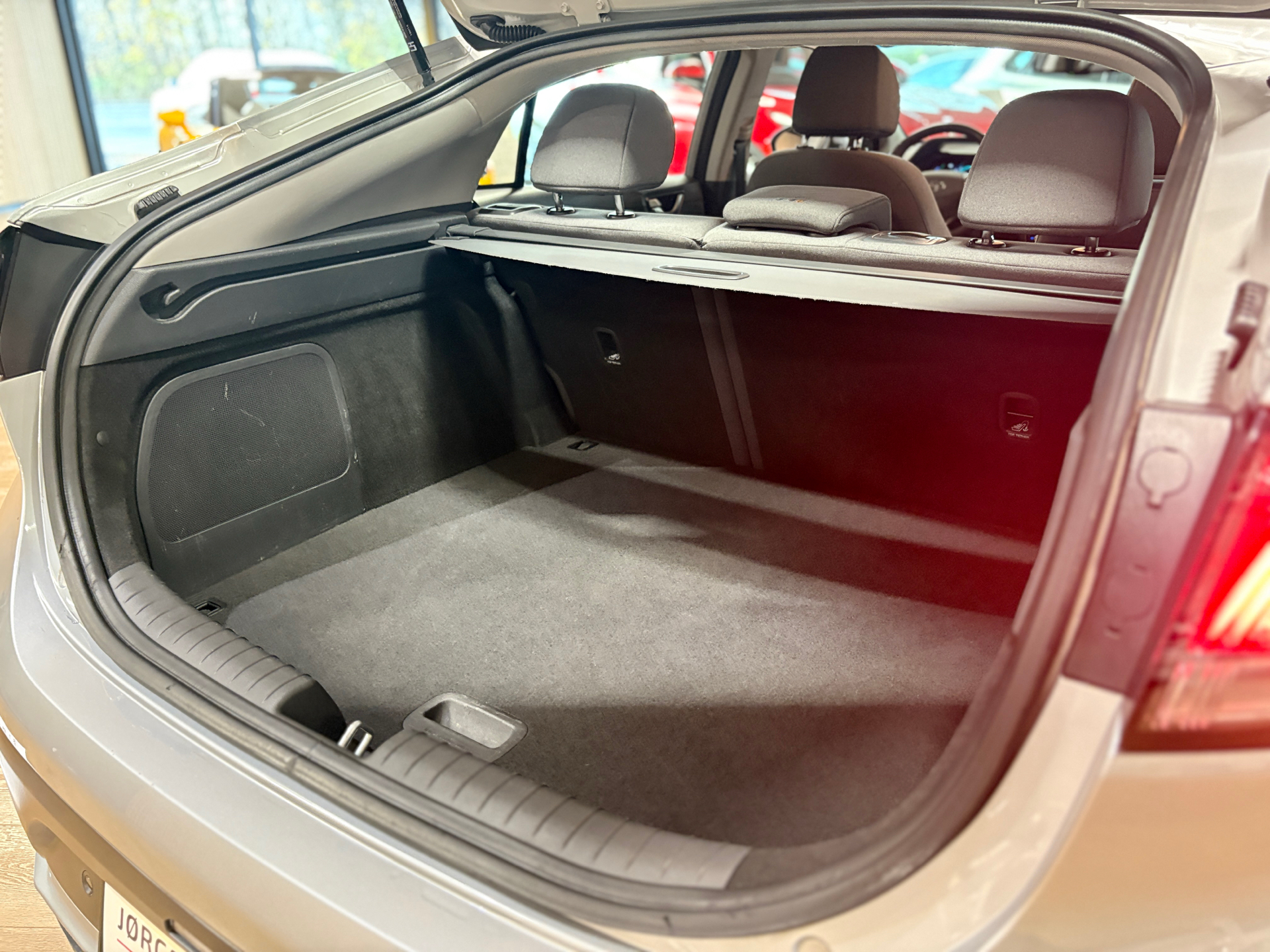 Billede af Hyundai Ioniq 1,6 GDI  Plugin-hybrid Premium plug-in 141HK 5d 6g Aut.