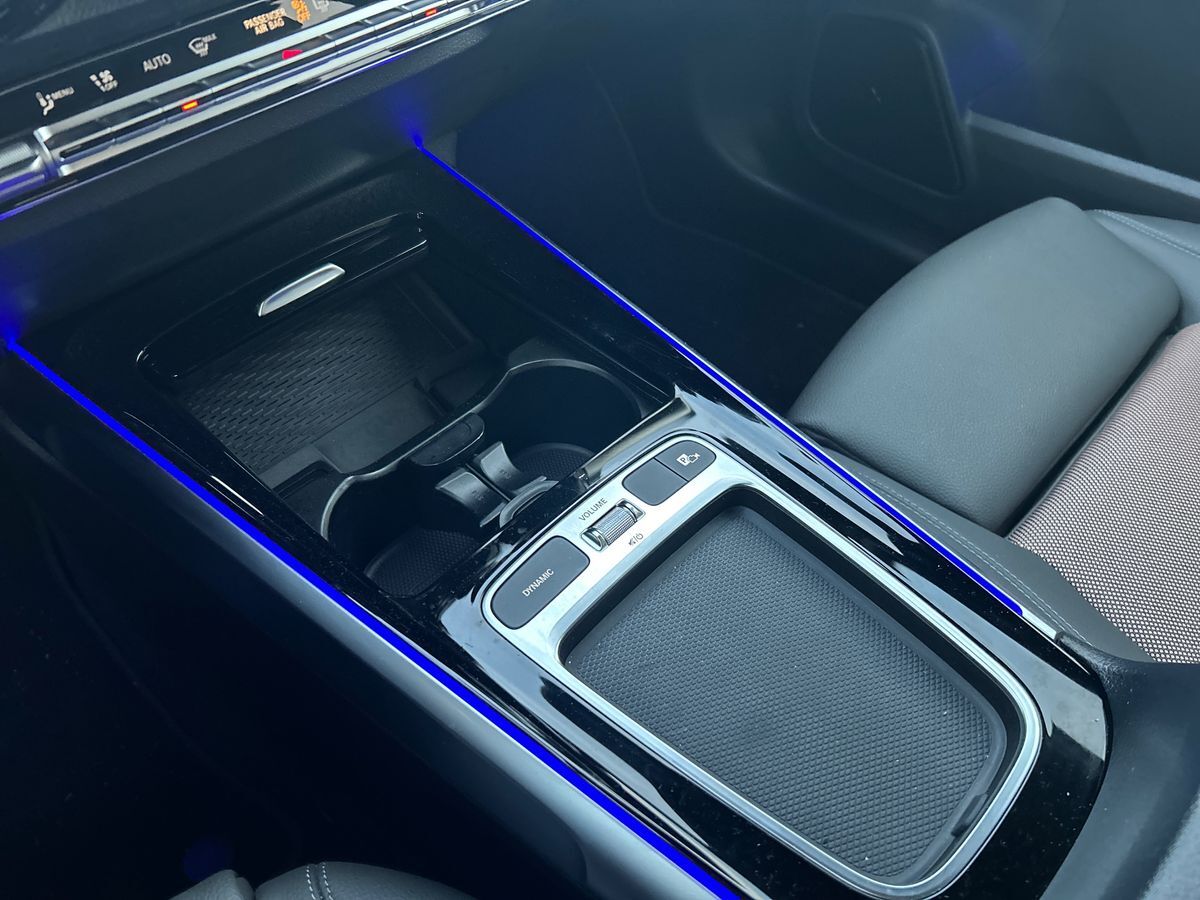 Billede af Mercedes-Benz EQB 300 EL Progressive 7 pers. 4Matic 228HK 5d Aut.