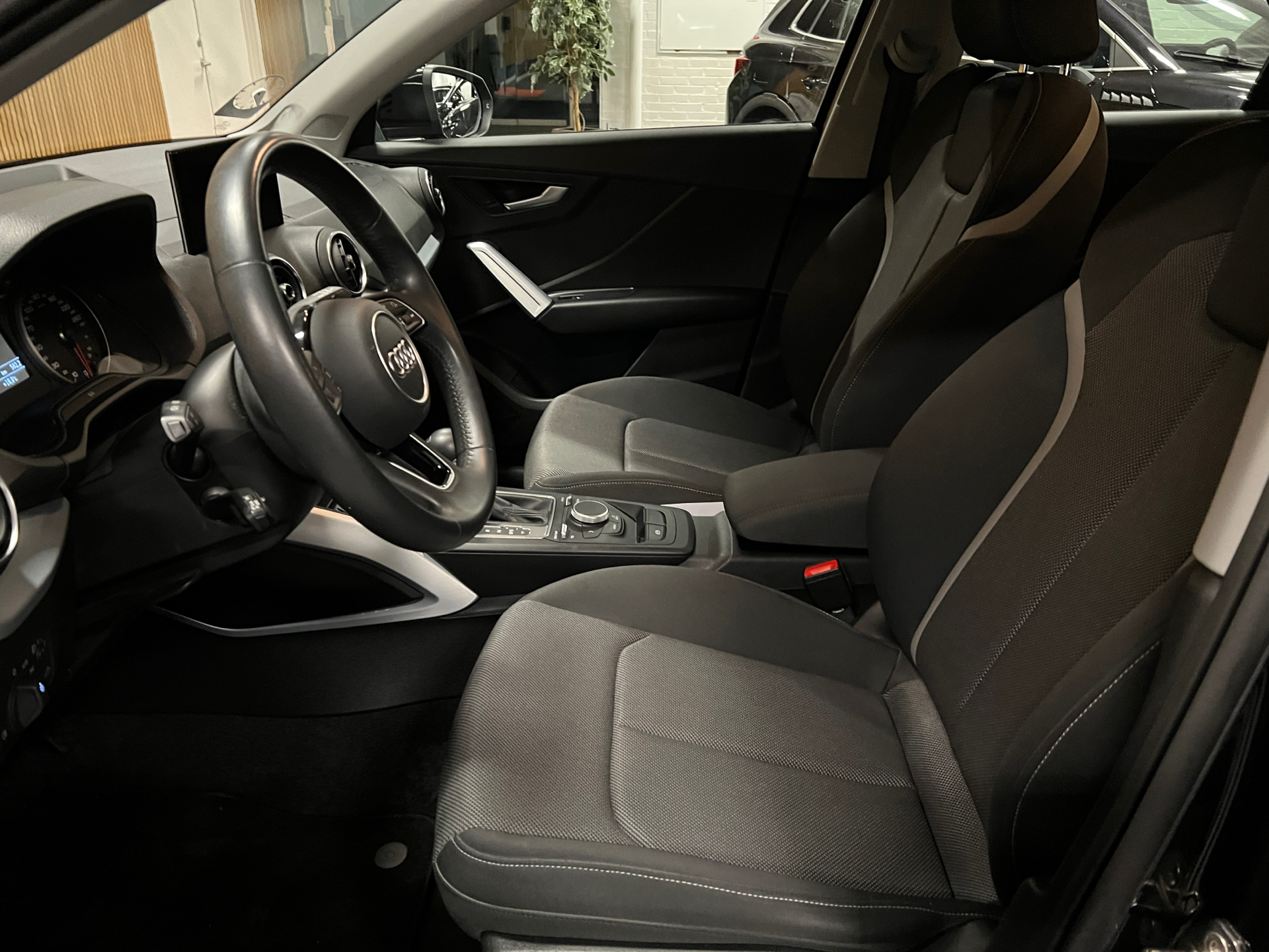 Billede af Audi Q2 1,5 35 TFSI Sport Prestige Select S Tronic 150HK 5d 7g Aut.