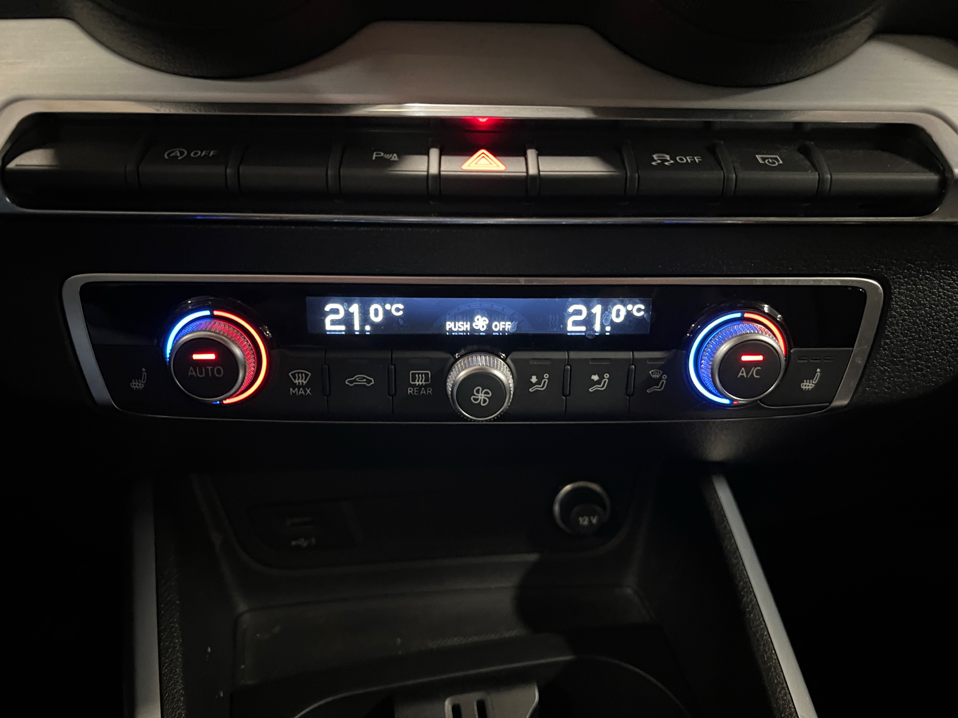 Billede af Audi Q2 1,5 35 TFSI Sport Prestige Select S Tronic 150HK 5d 7g Aut.