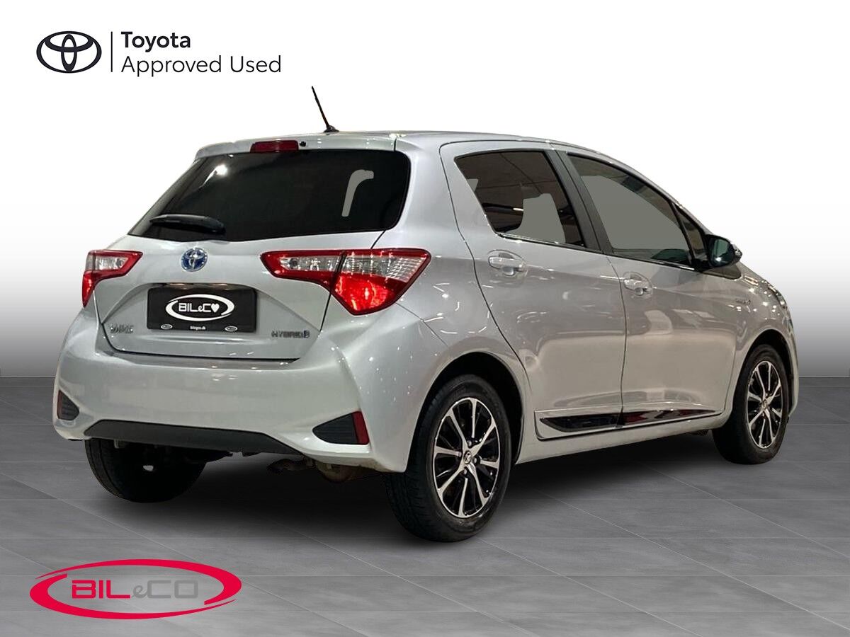 Billede af Toyota Yaris 1,5 Hybrid H3 E-CVT 100HK 5d Trinl. Gear