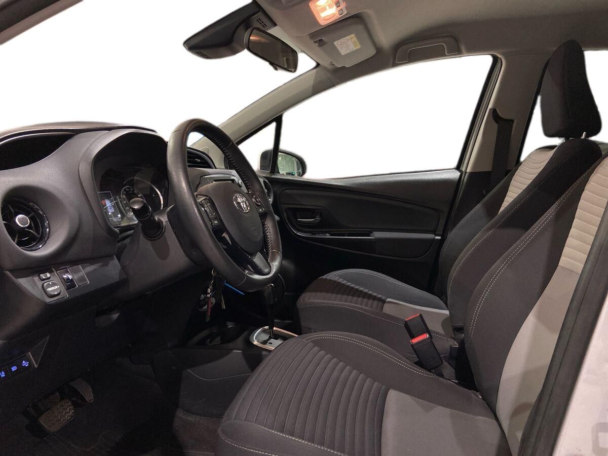 Billede af Toyota Yaris 1,5 Hybrid H3 E-CVT 100HK 5d Trinl. Gear