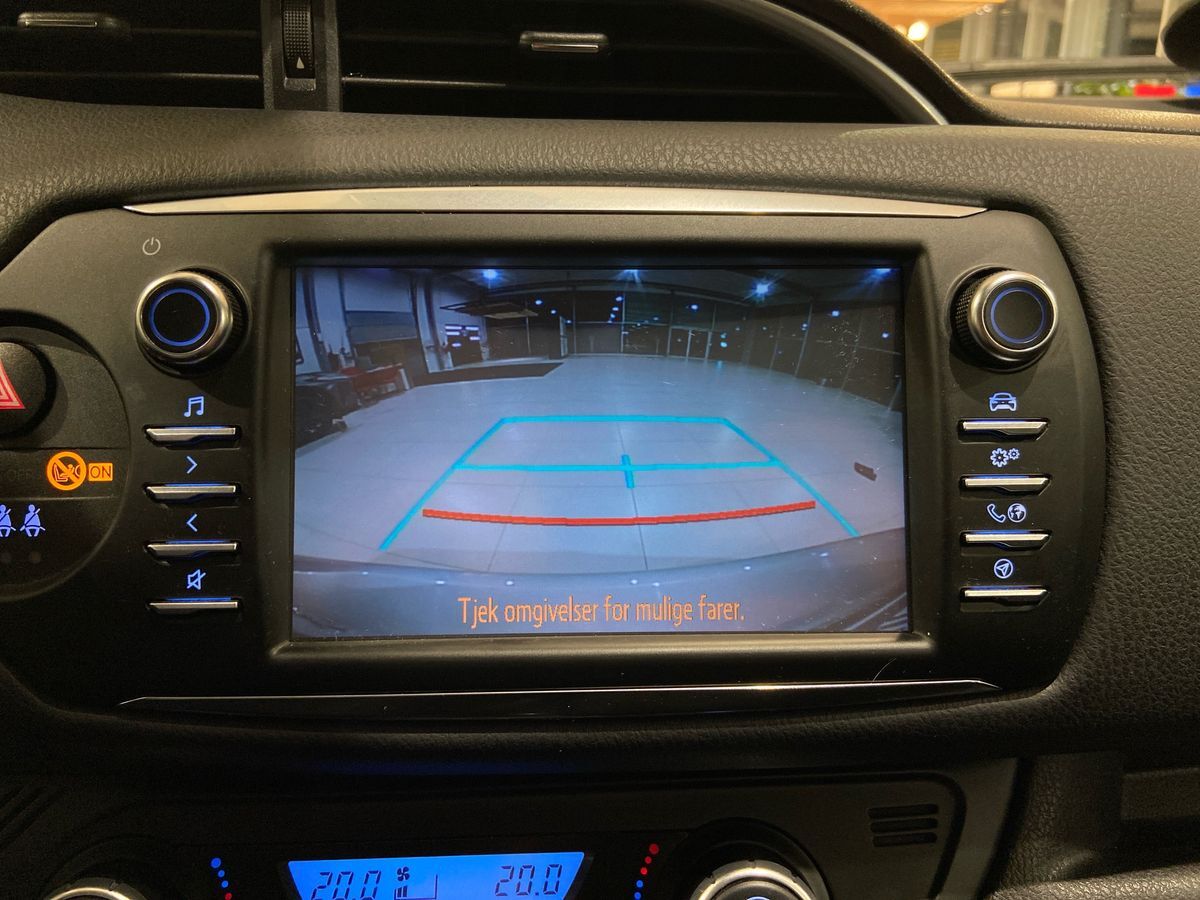 Billede af Toyota Yaris 1,5 Hybrid H3 E-CVT 100HK 5d Trinl. Gear