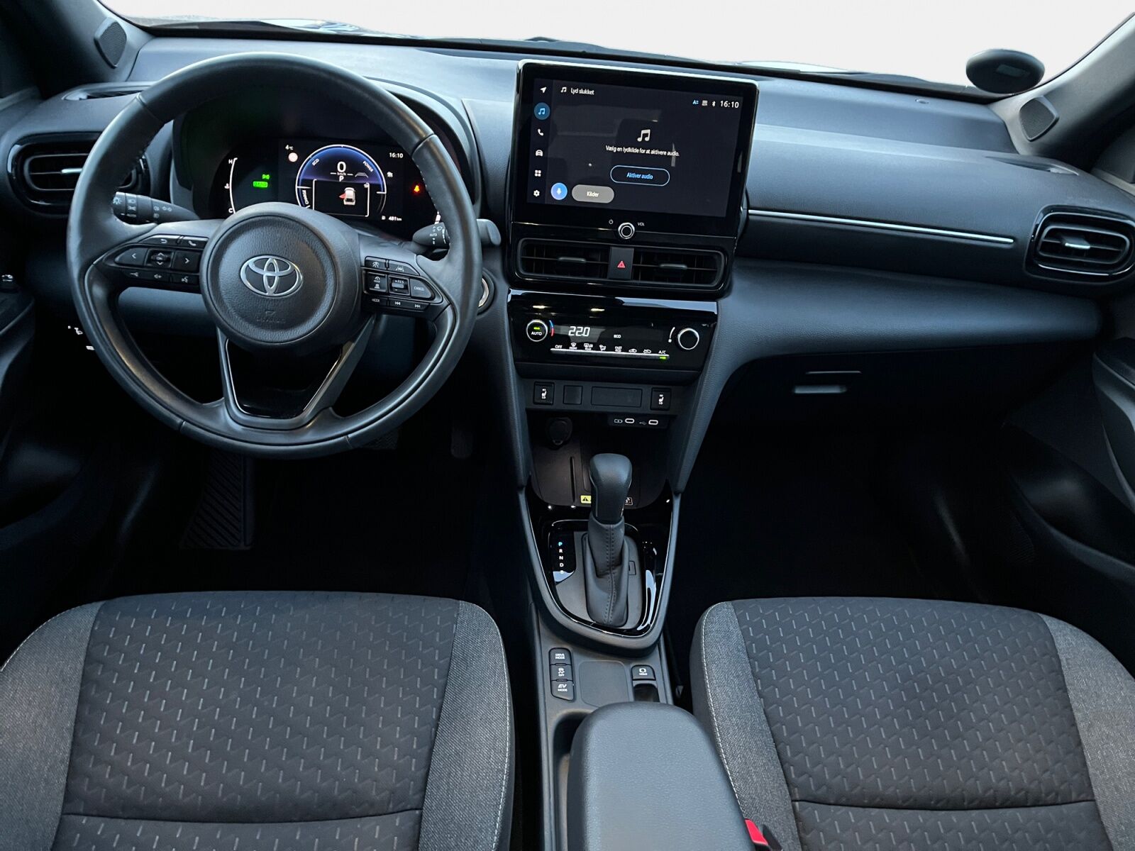 Billede af Toyota Yaris Cross 1,5 Hybrid Style Comfort 116HK 5d Trinl. Gear