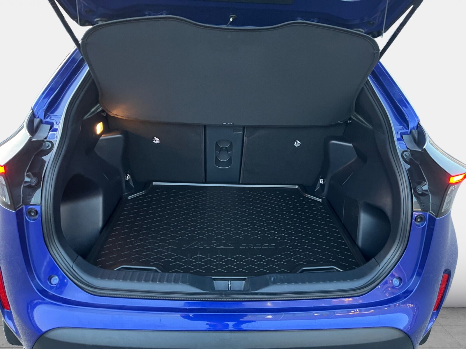 Billede af Toyota Yaris Cross 1,5 Hybrid Style Comfort 116HK 5d Trinl. Gear