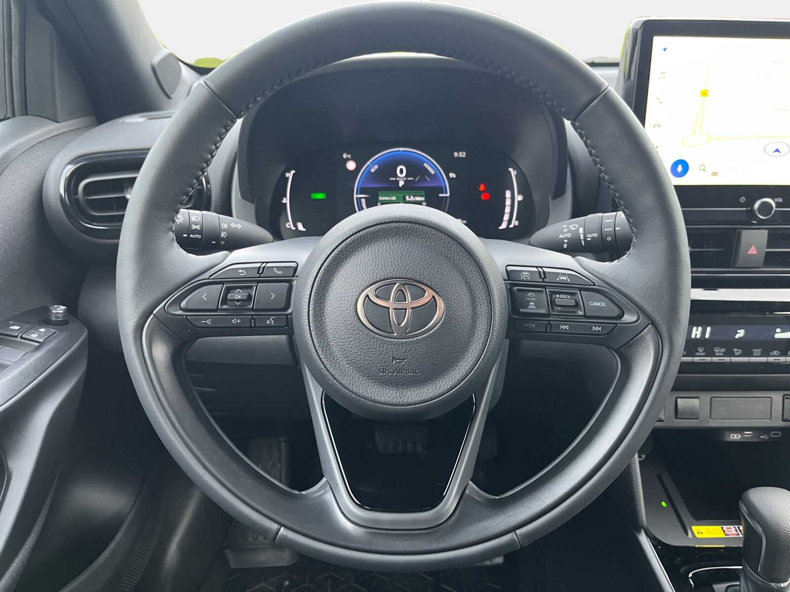 Billede af Toyota Yaris Cross 1,5 Hybrid Style Comfort 116HK 5d Trinl. Gear